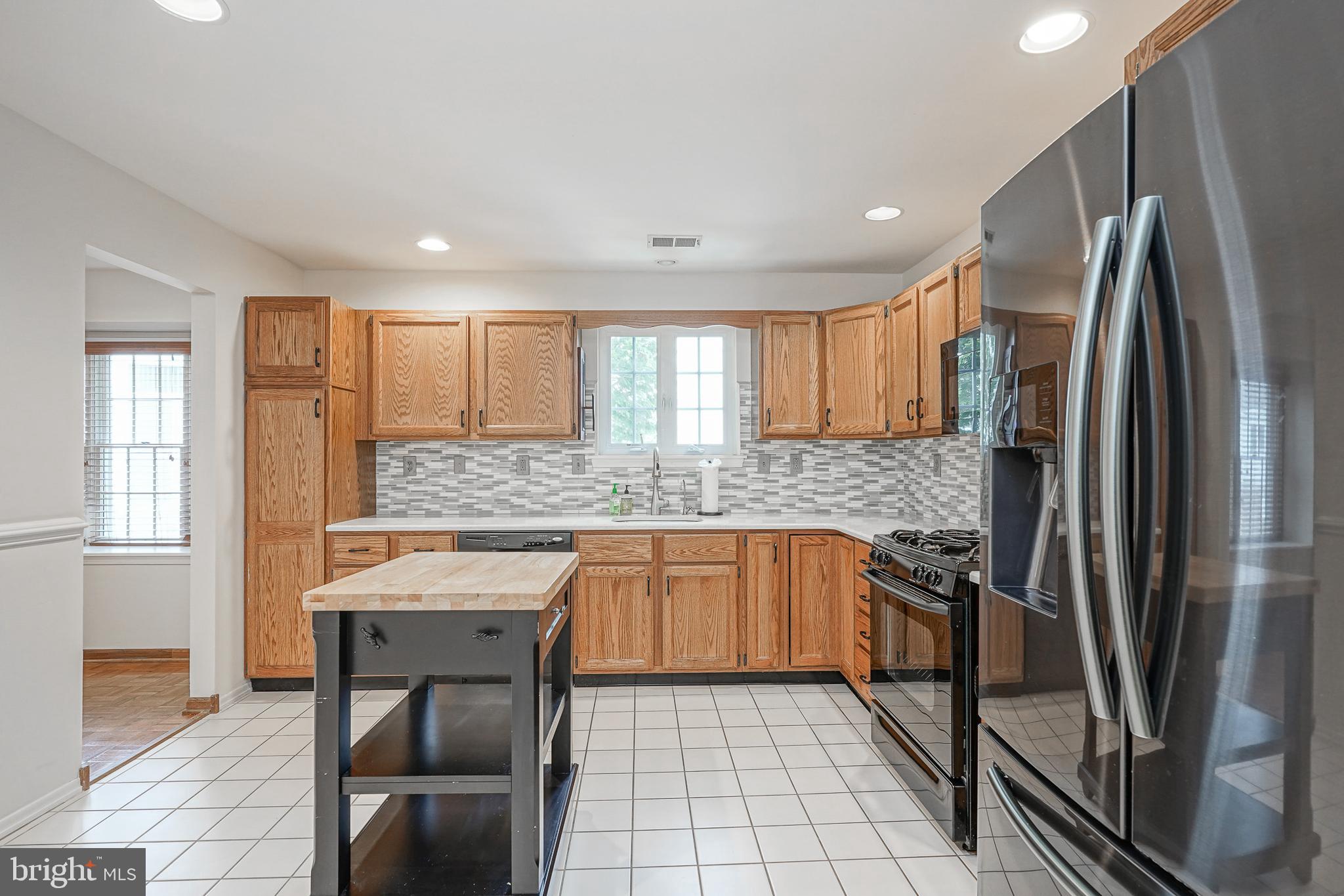 225 WAGON WHEEL LANE