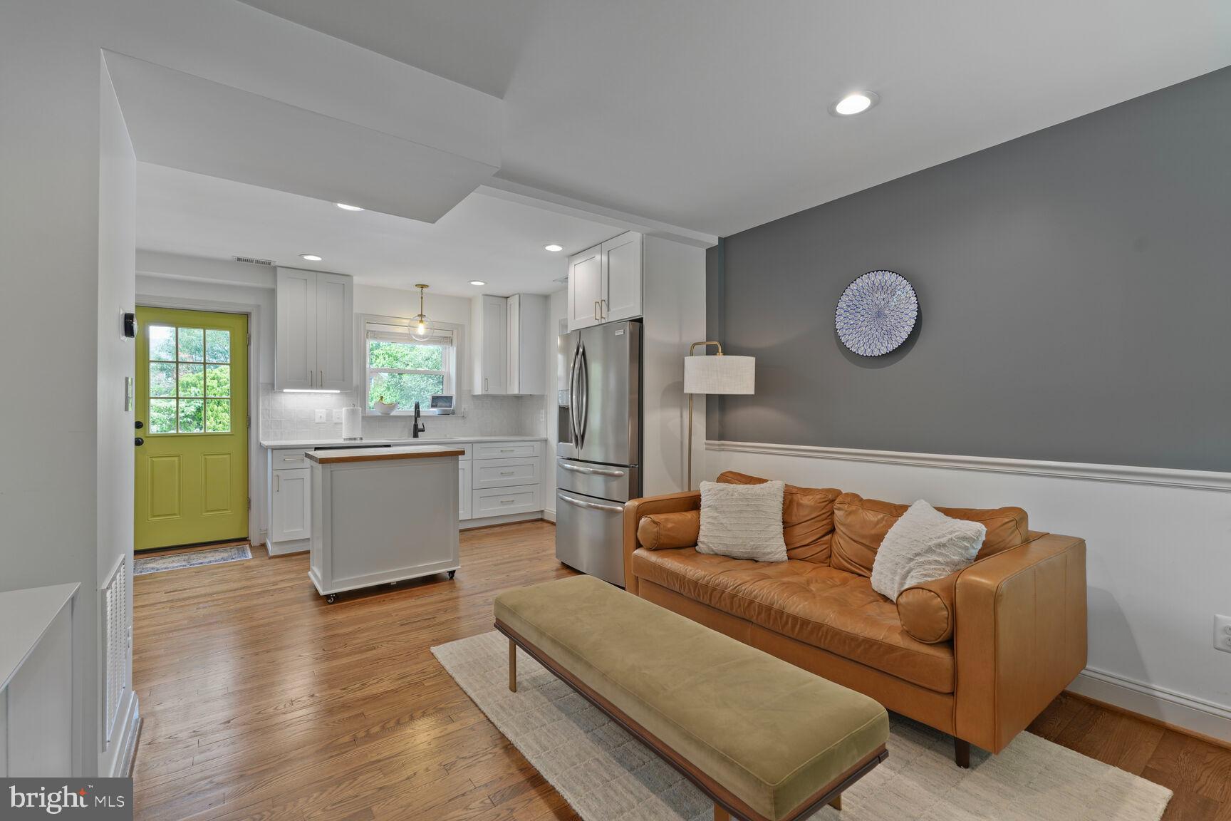 16 E MONROE AVENUE