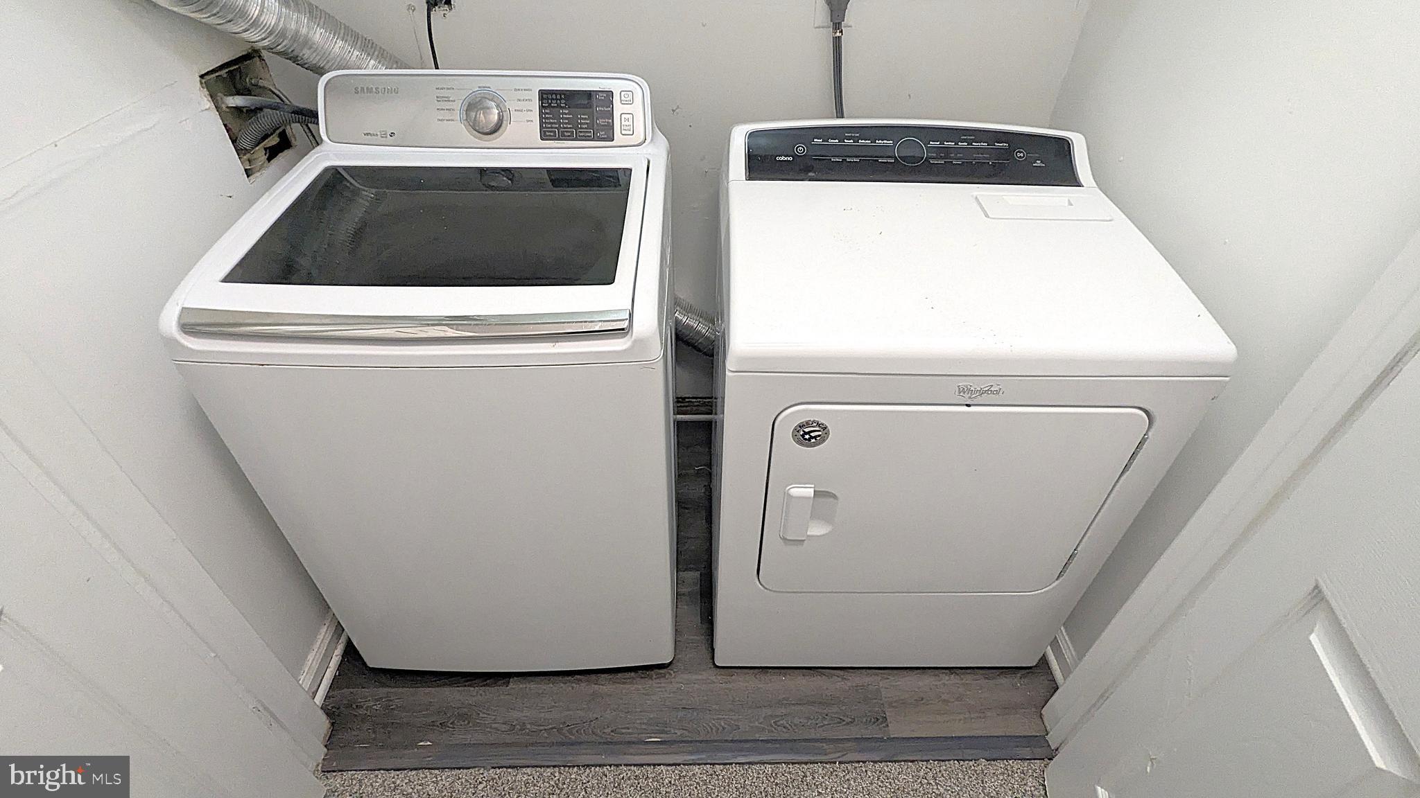 MCNAIR FARMS LANDBAY - Residential