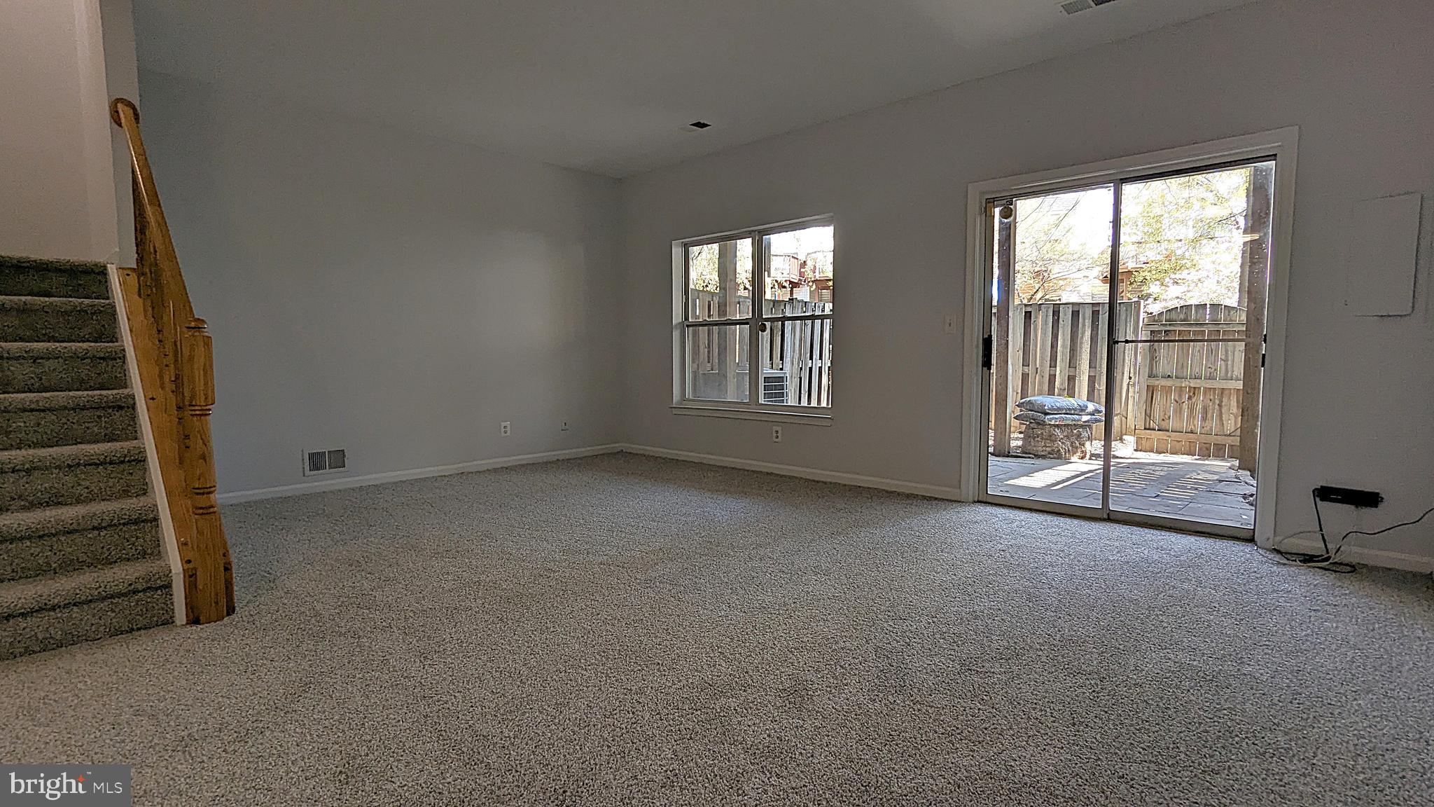 MCNAIR FARMS LANDBAY - Residential