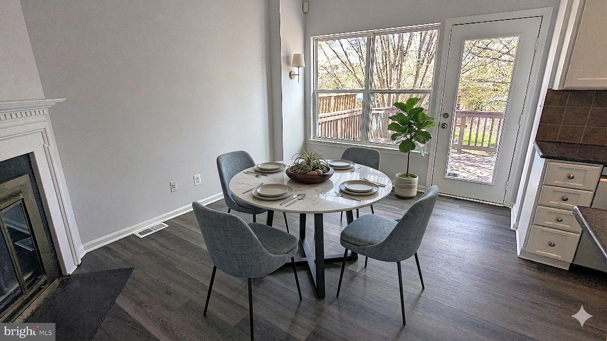 MCNAIR FARMS LANDBAY - Residential