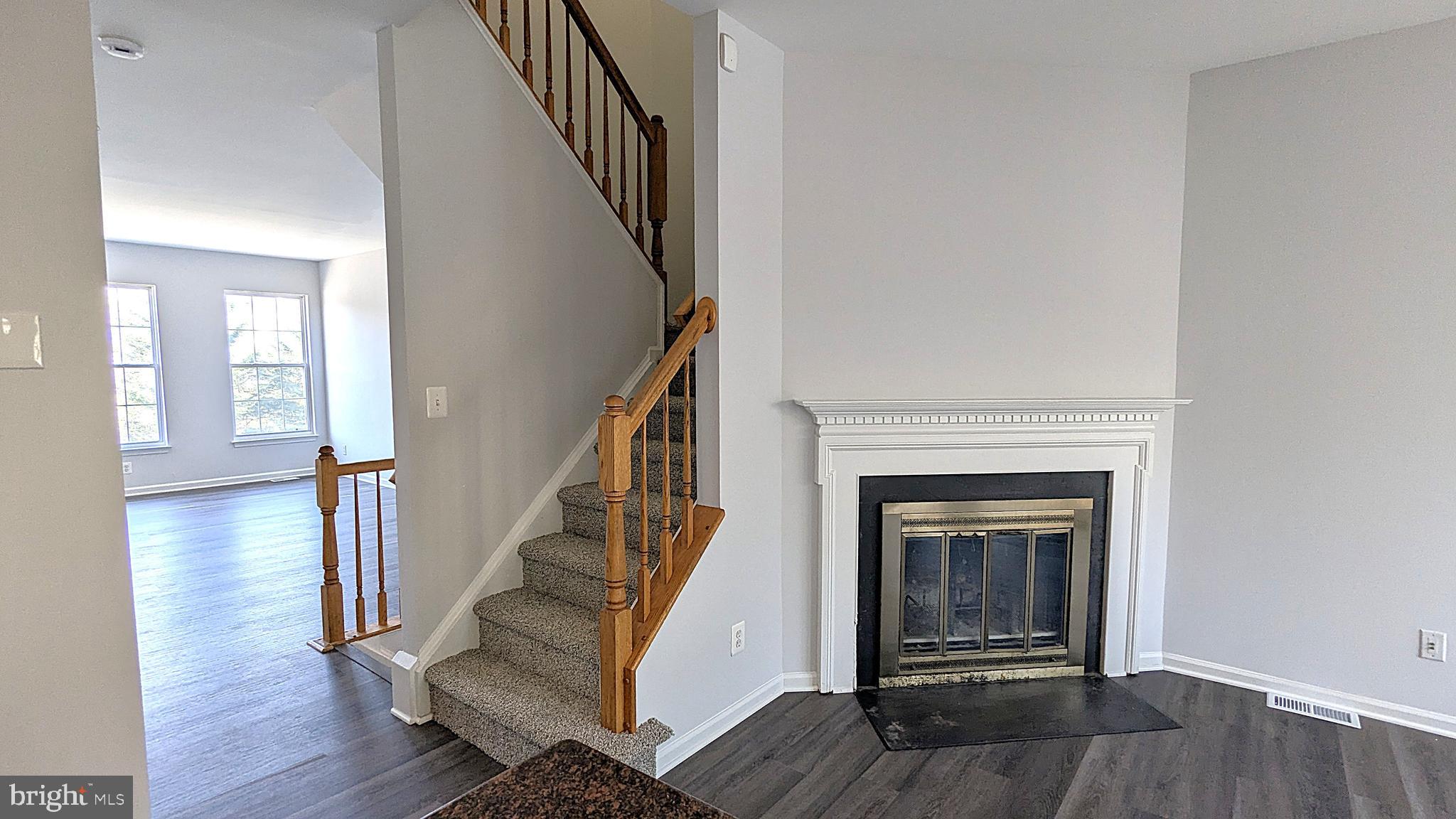 MCNAIR FARMS LANDBAY - Residential