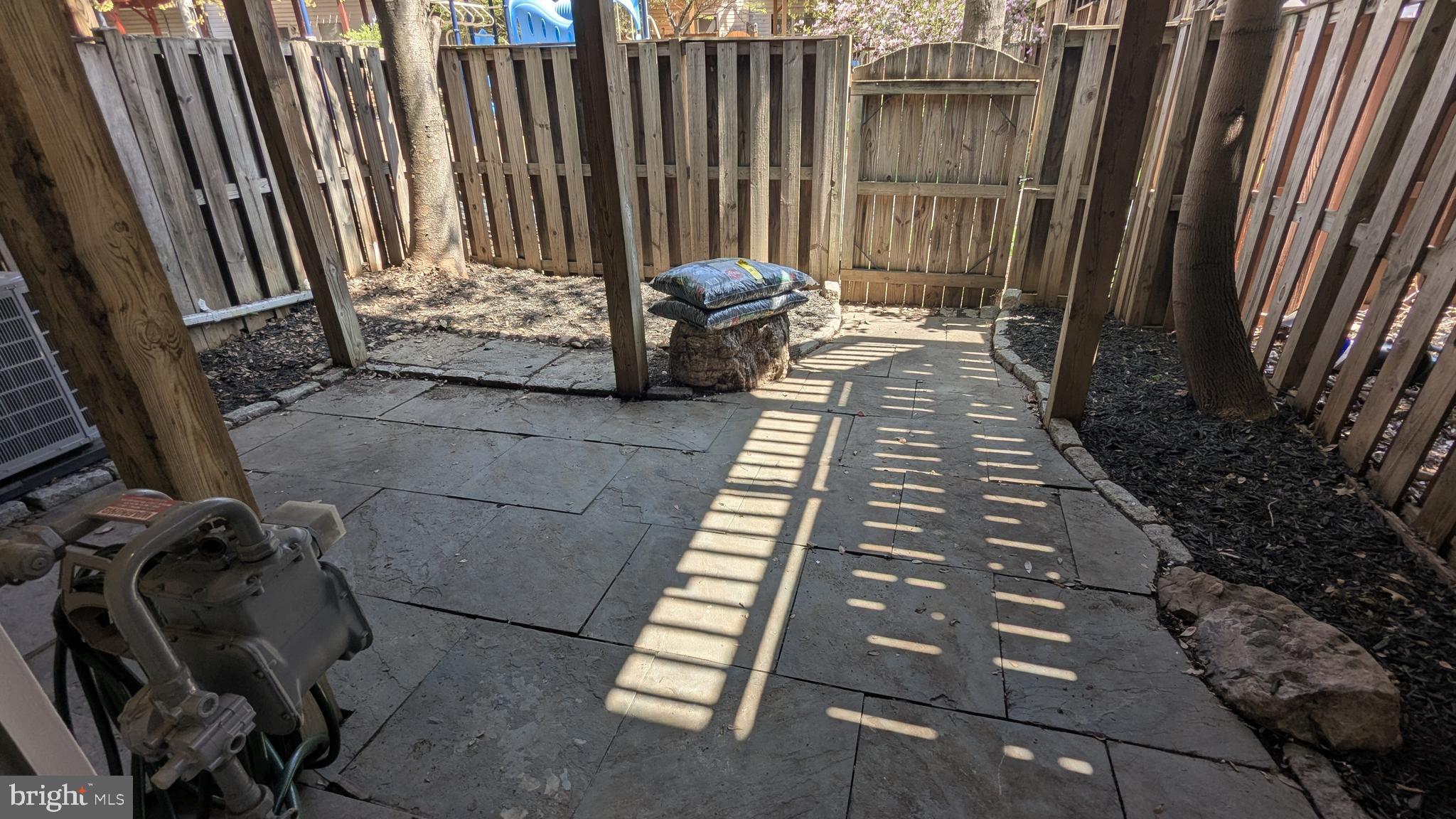 MCNAIR FARMS LANDBAY - Residential