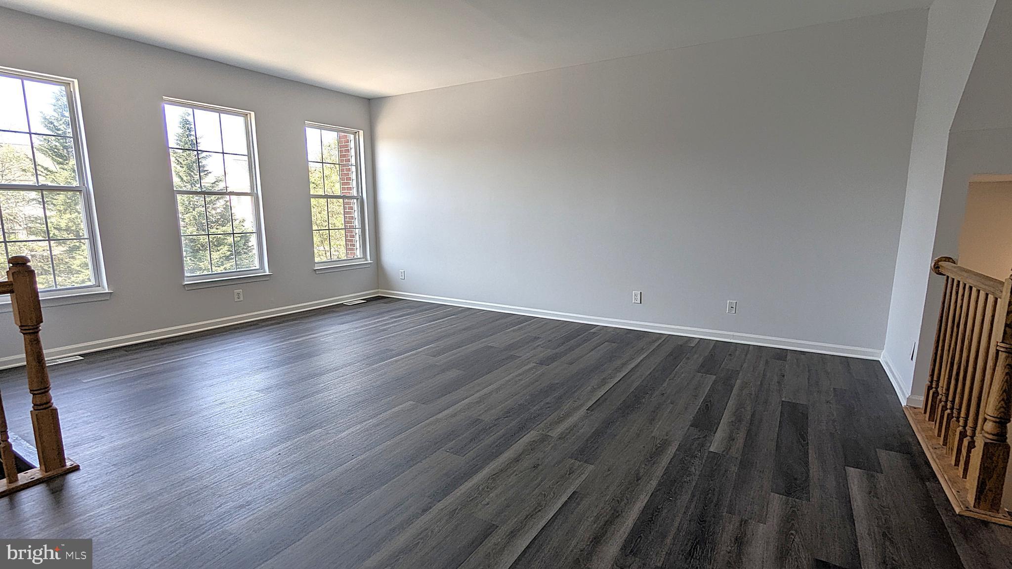 MCNAIR FARMS LANDBAY - Residential