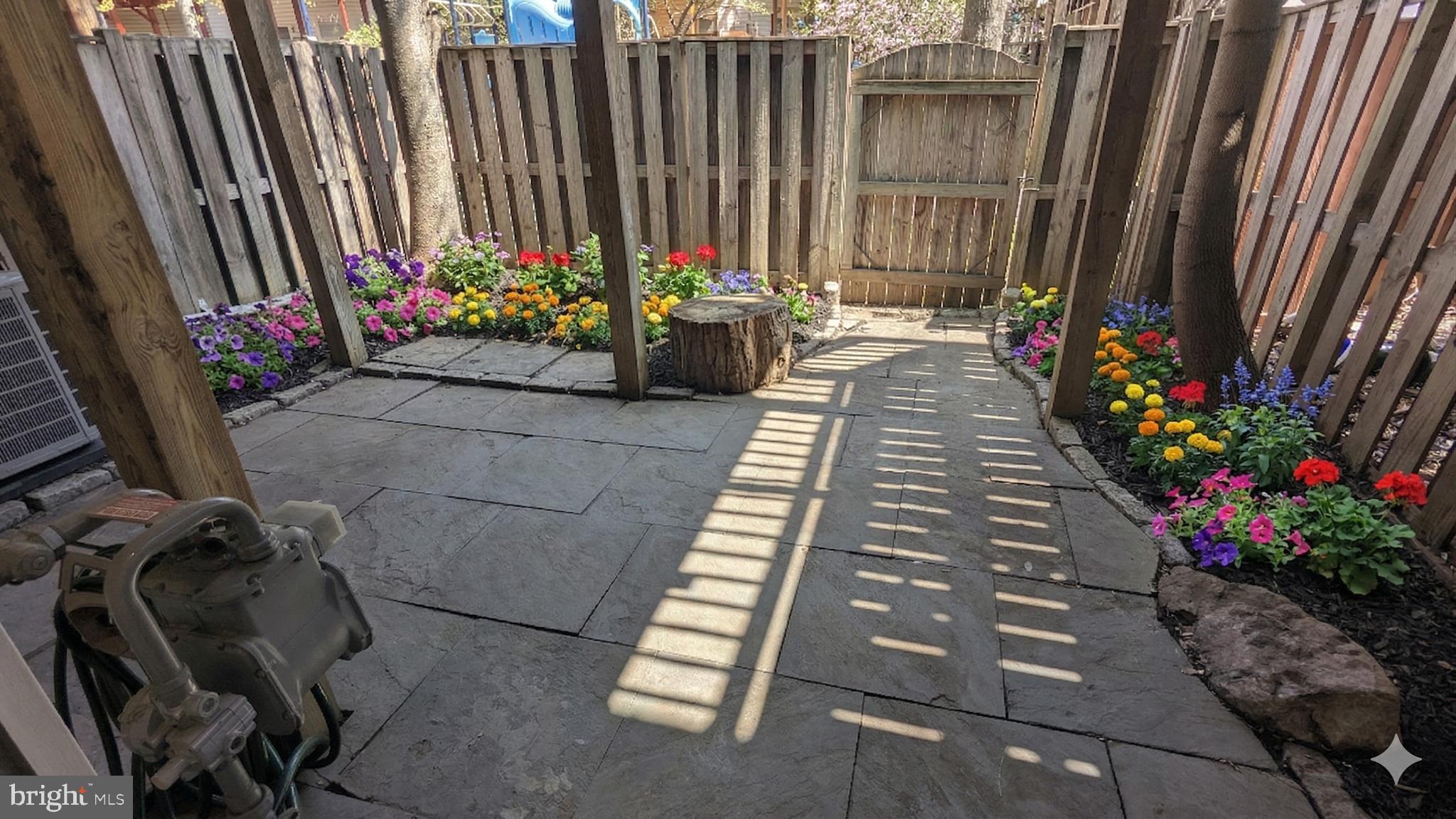 MCNAIR FARMS LANDBAY - Residential