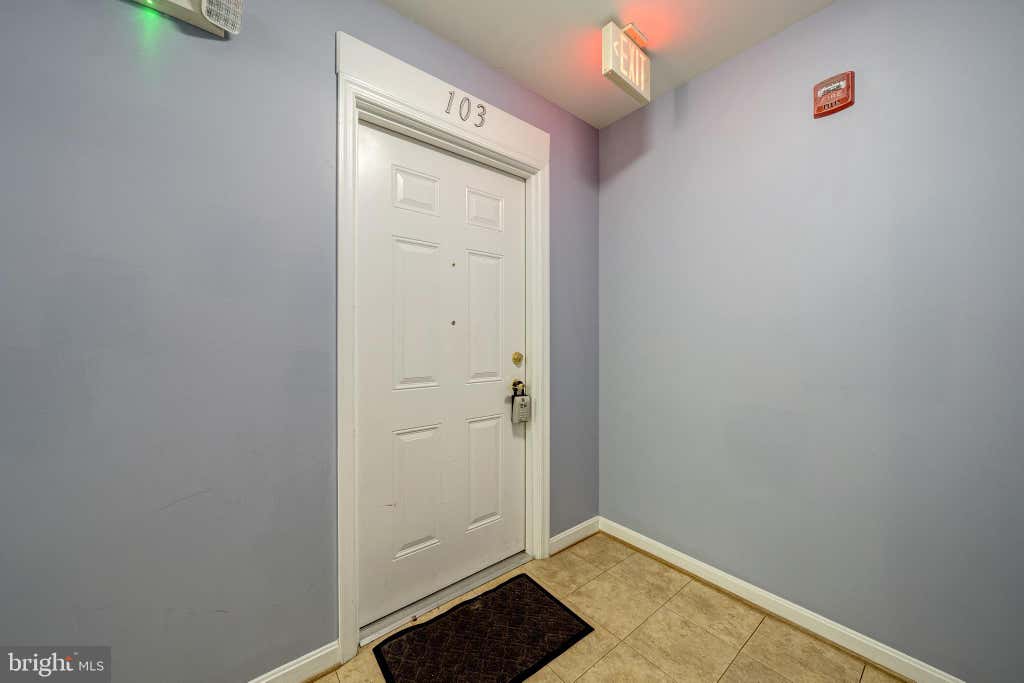 Photo of 2912 17th Street S #103, ARLINGTON, VA 22204 (MLS # VAAR2078154)