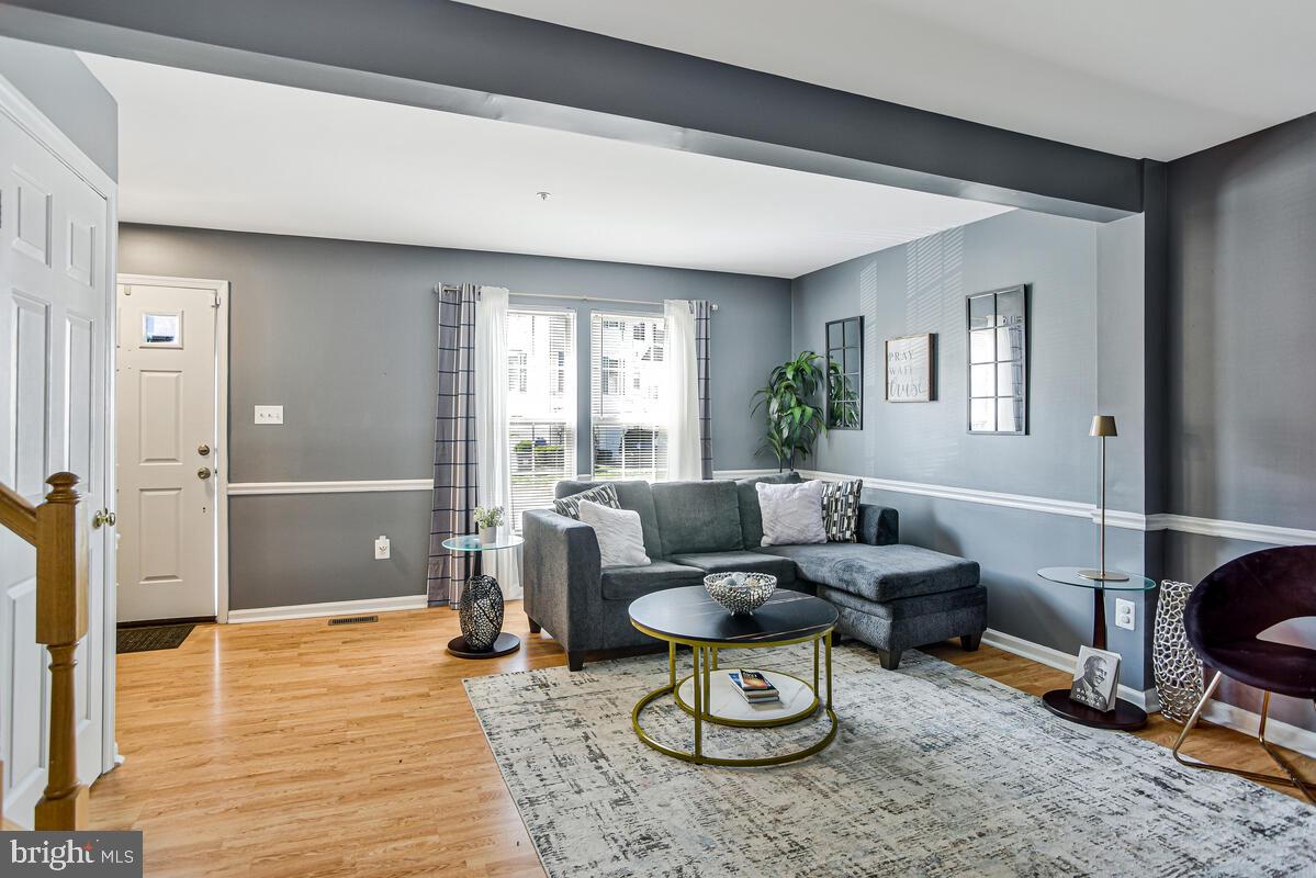 LAKEWOOD ESTATES - Residential