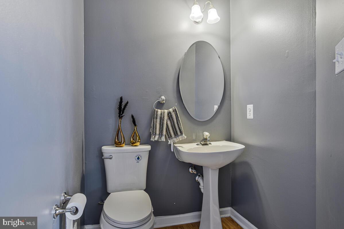 LAKEWOOD ESTATES - Residential