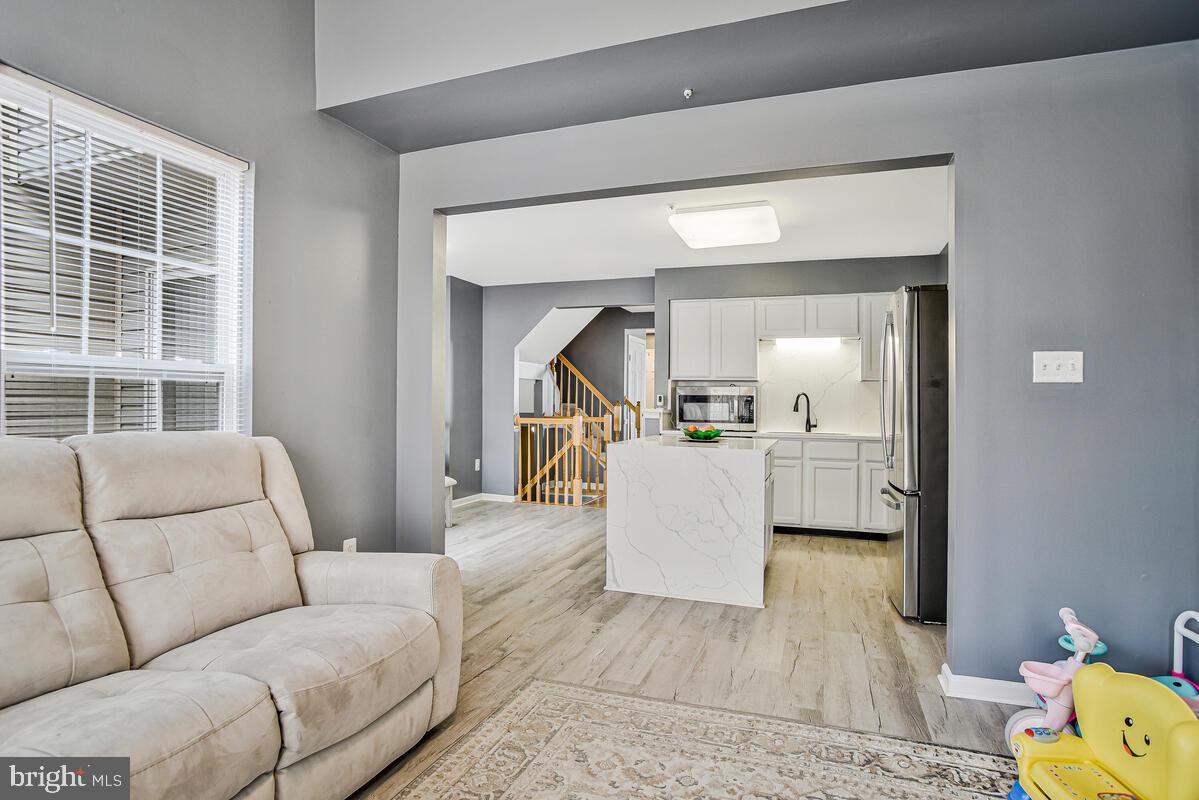 LAKEWOOD ESTATES - Residential