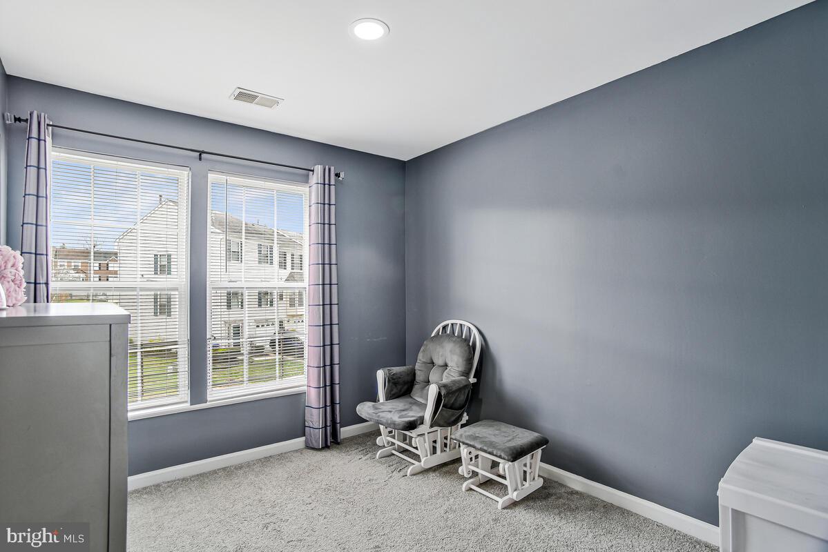 LAKEWOOD ESTATES - Residential