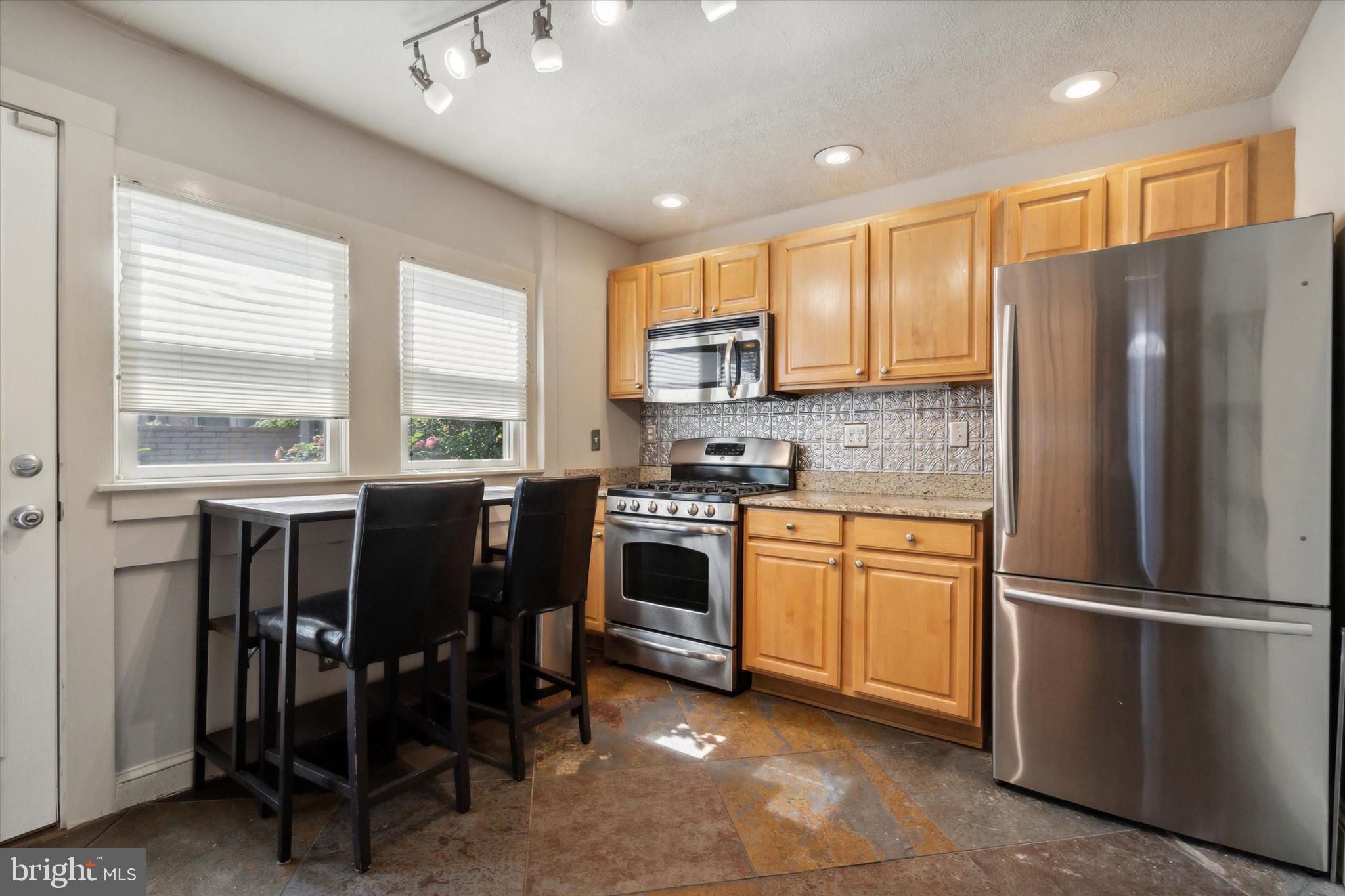 RITTENHOUSE SQUARE - Residential Lease