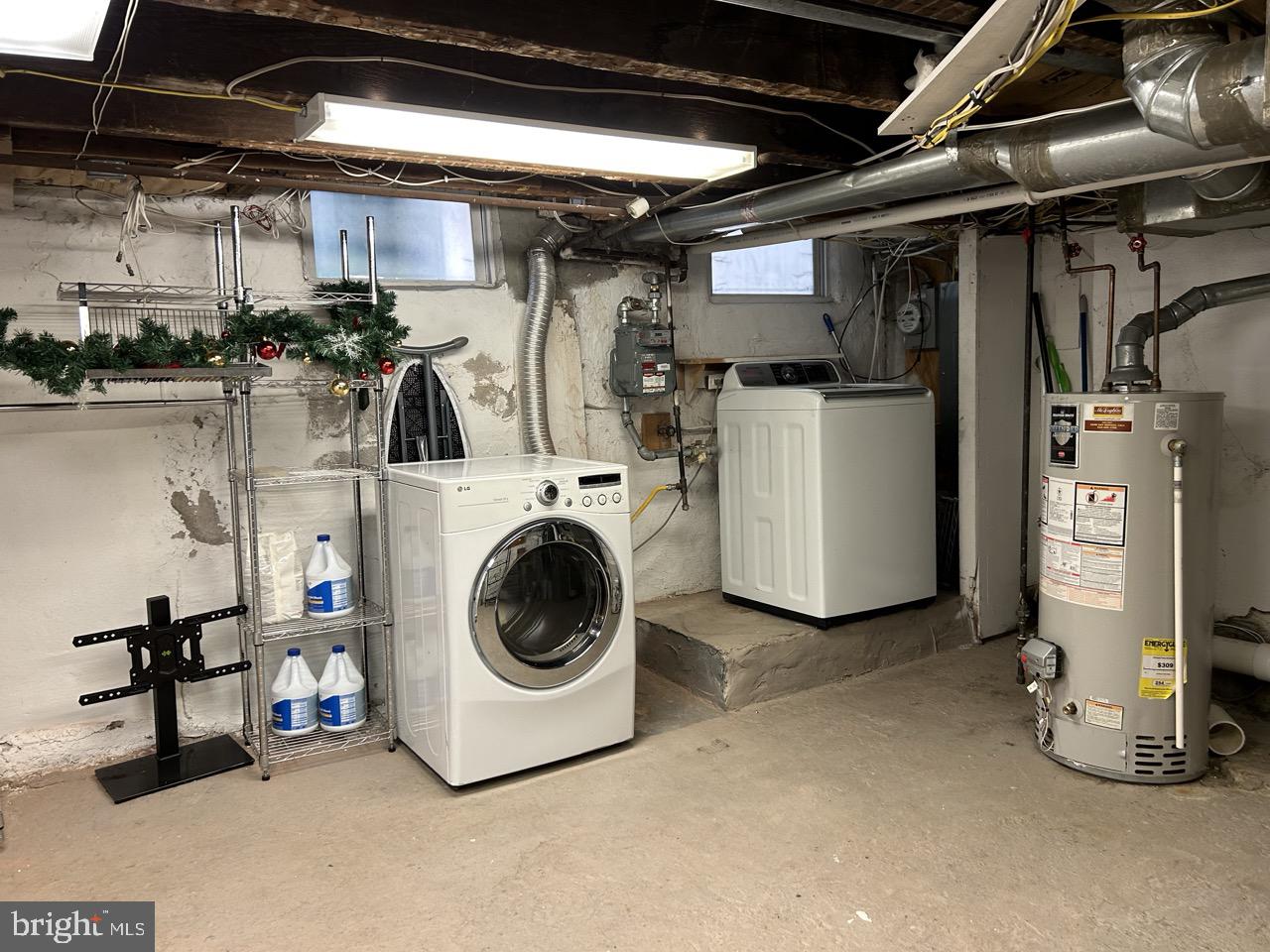 RITTENHOUSE SQUARE - Residential Lease