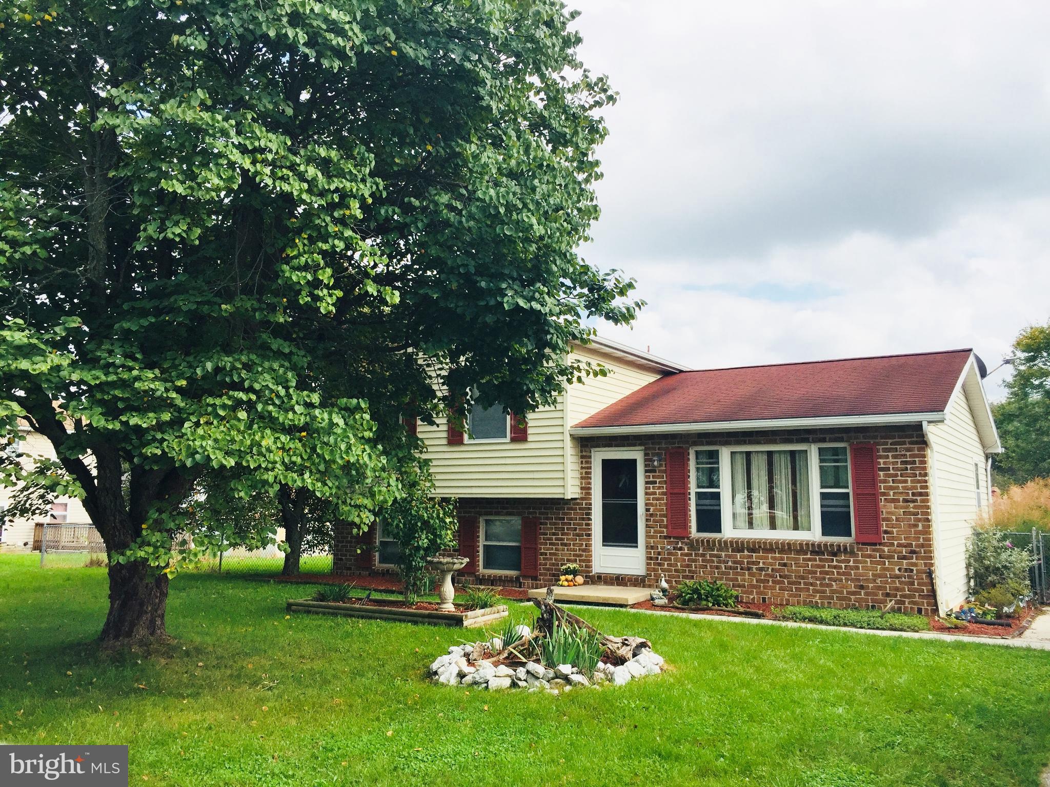 SUNRISE ACRES - Residential