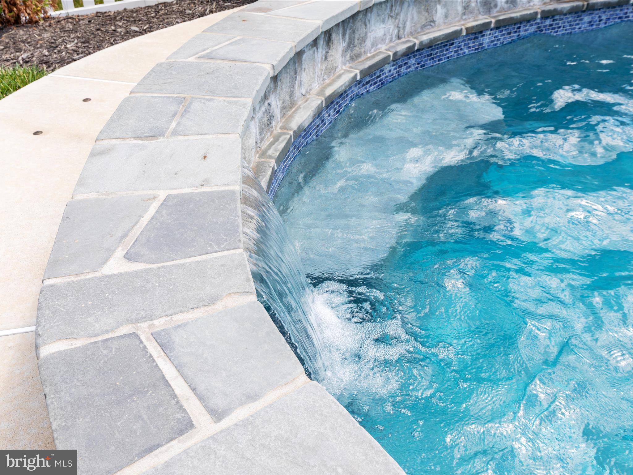 SNOWDEN BRIDGE - Residential