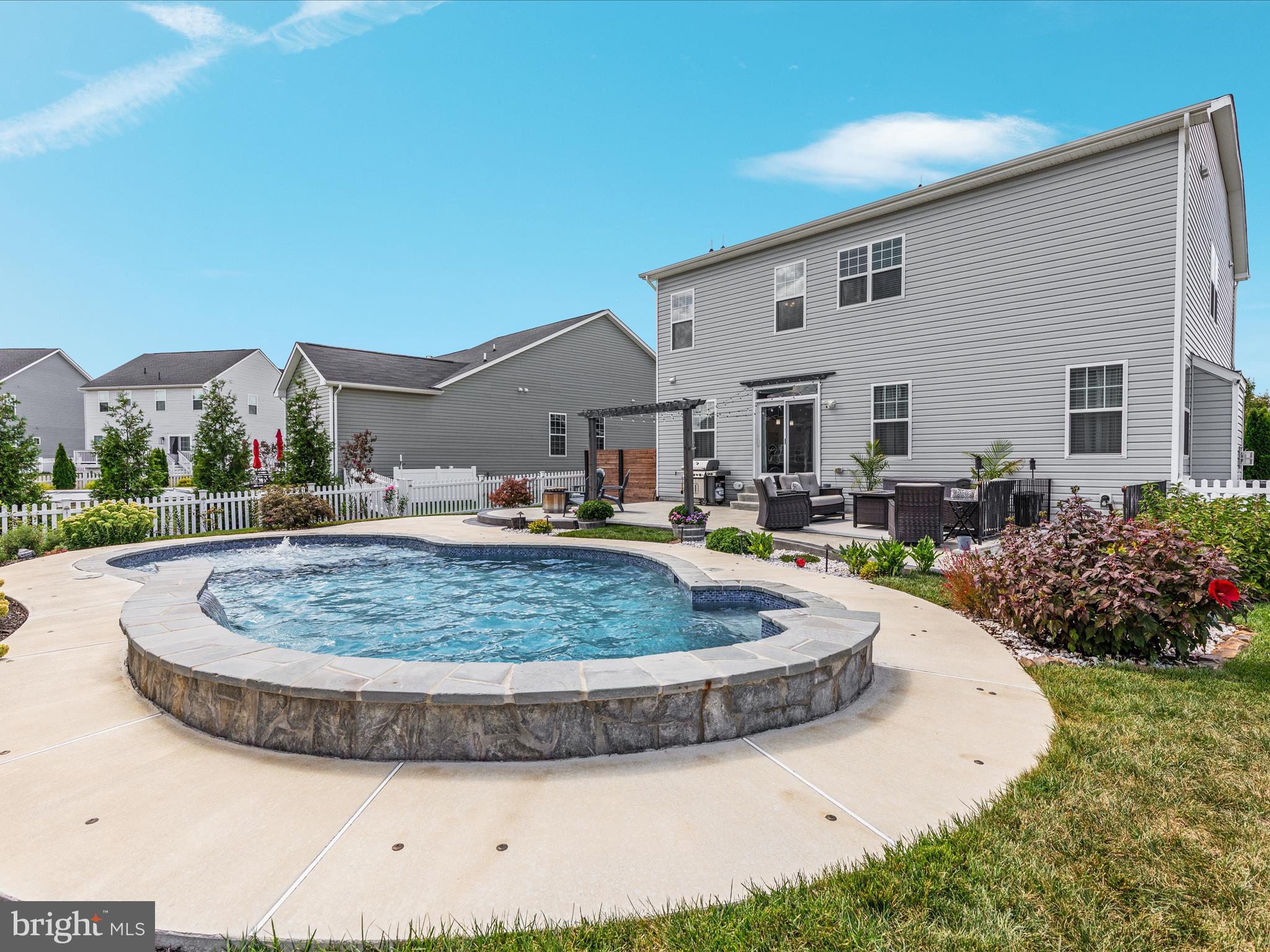 SNOWDEN BRIDGE - Residential