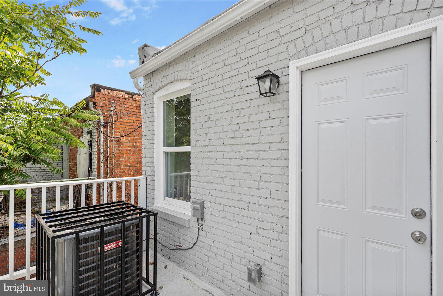 WINCHESTER - Residential