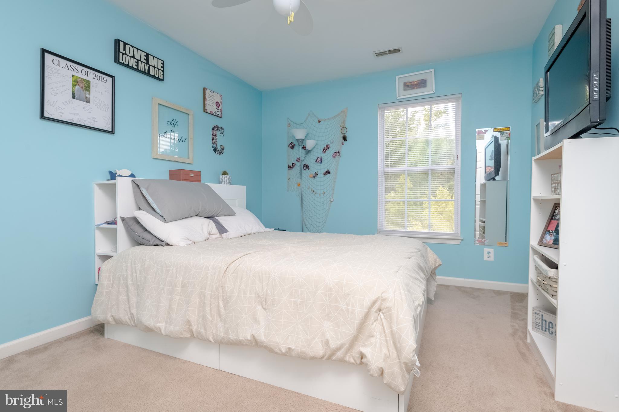 HOLLYWOODS POINT - Residential