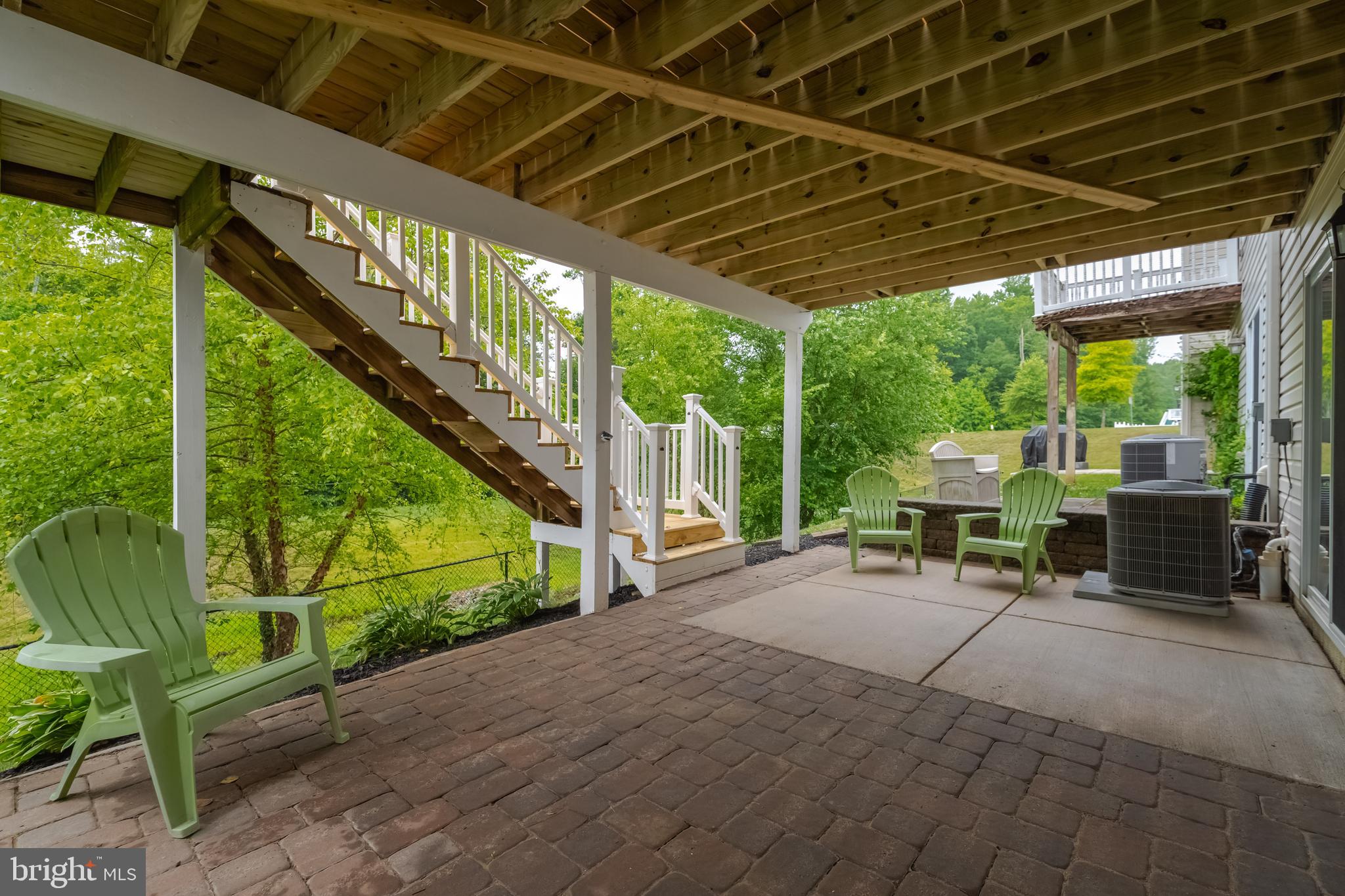 HOLLYWOODS POINT - Residential