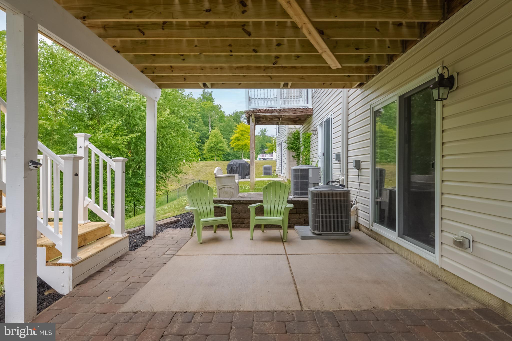 HOLLYWOODS POINT - Residential