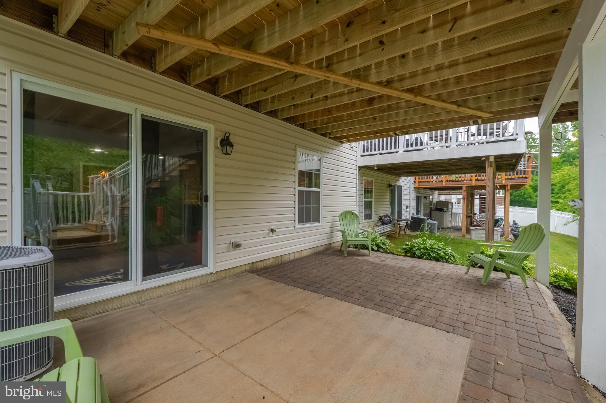 HOLLYWOODS POINT - Residential