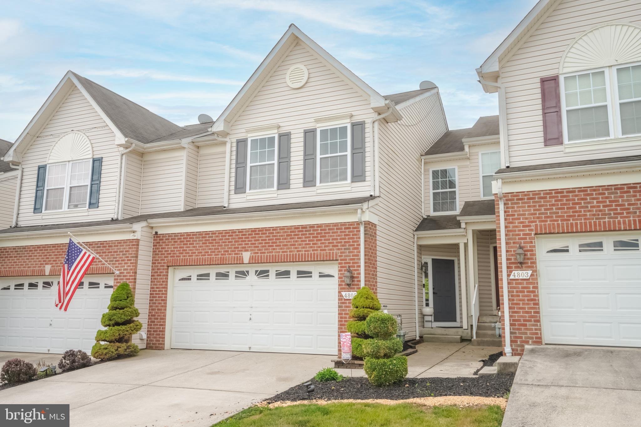 HOLLYWOODS POINT - Residential