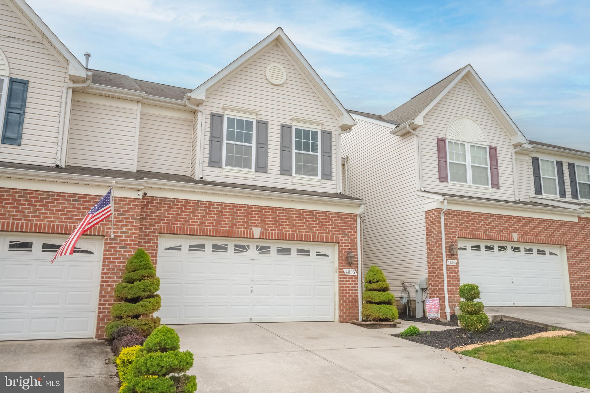 HOLLYWOODS POINT - Residential