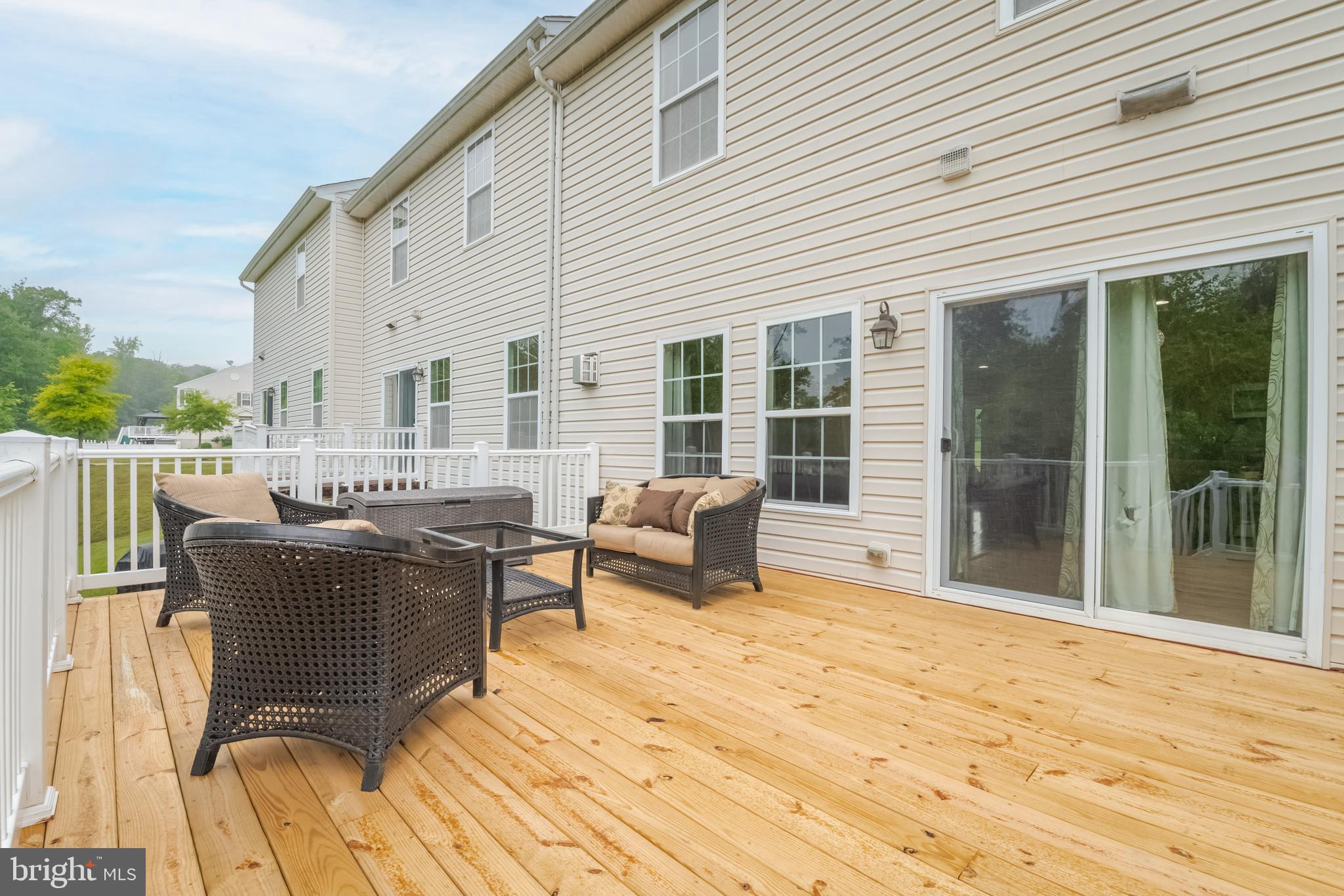 HOLLYWOODS POINT - Residential