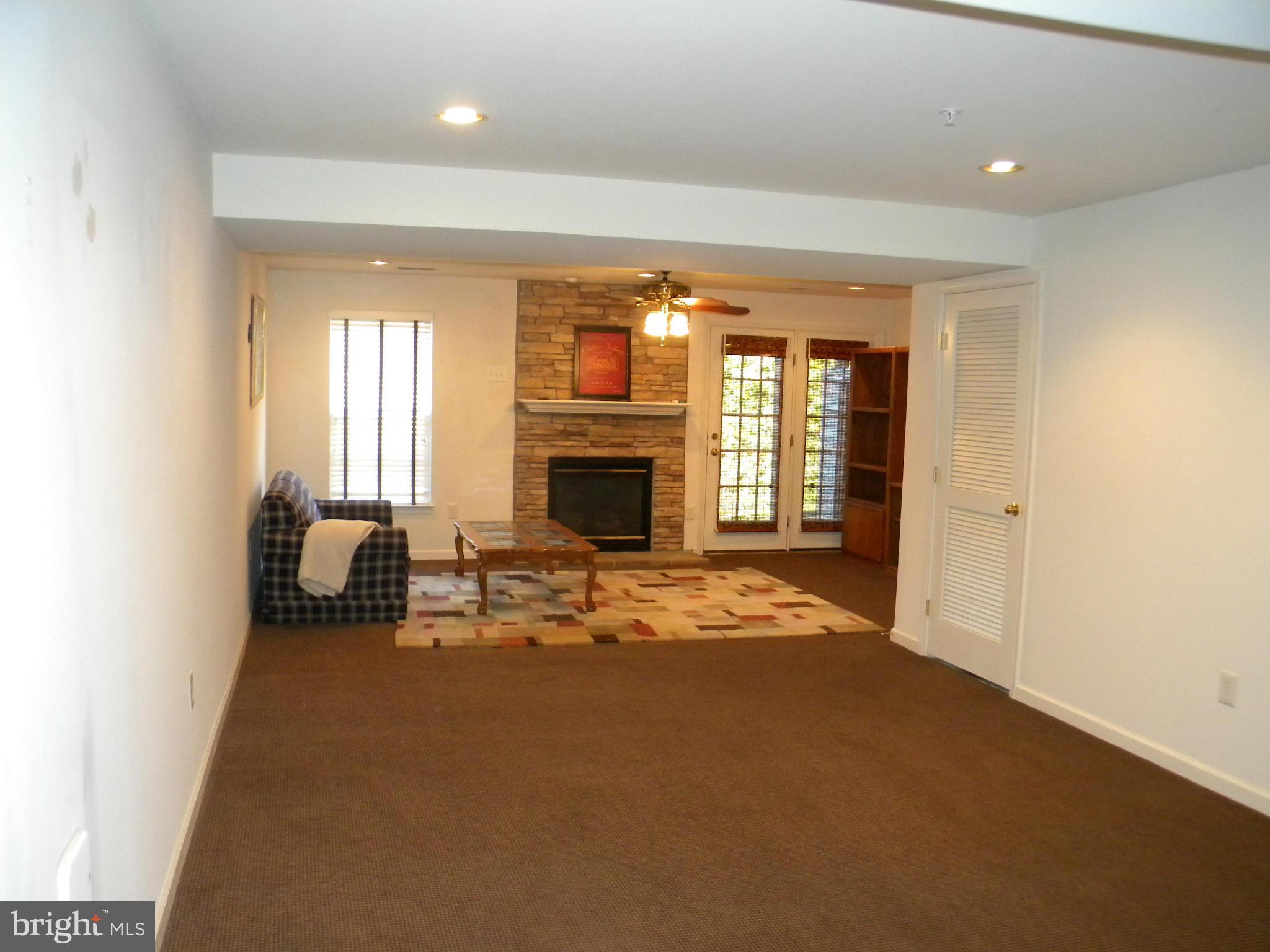 PINEY ORCHARD - Residential