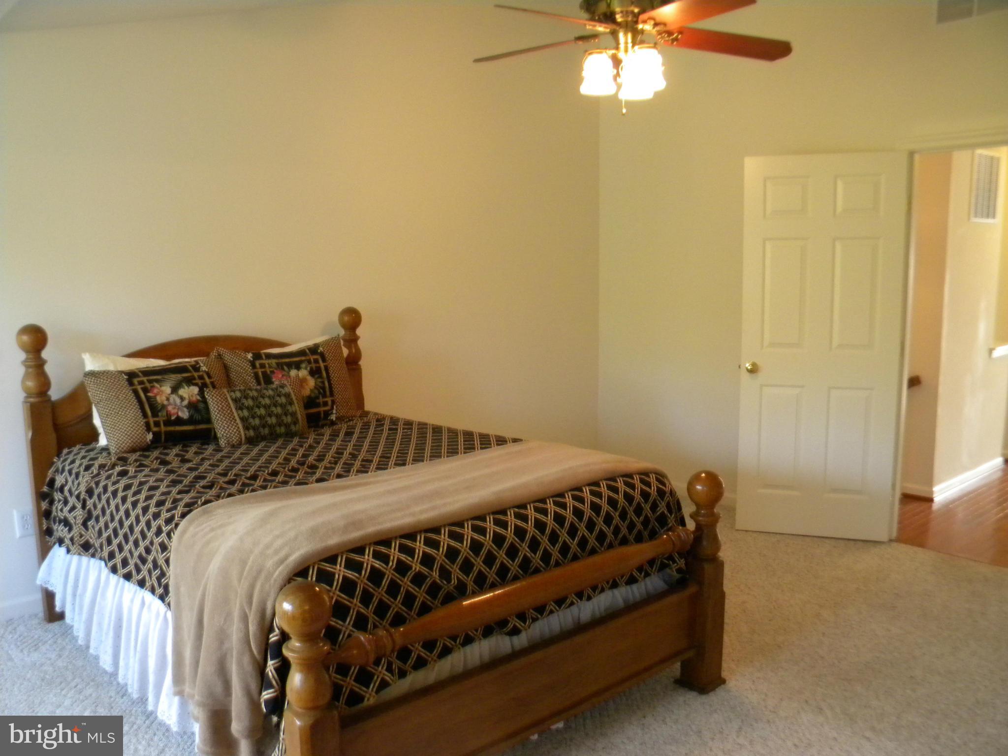 PINEY ORCHARD - Residential