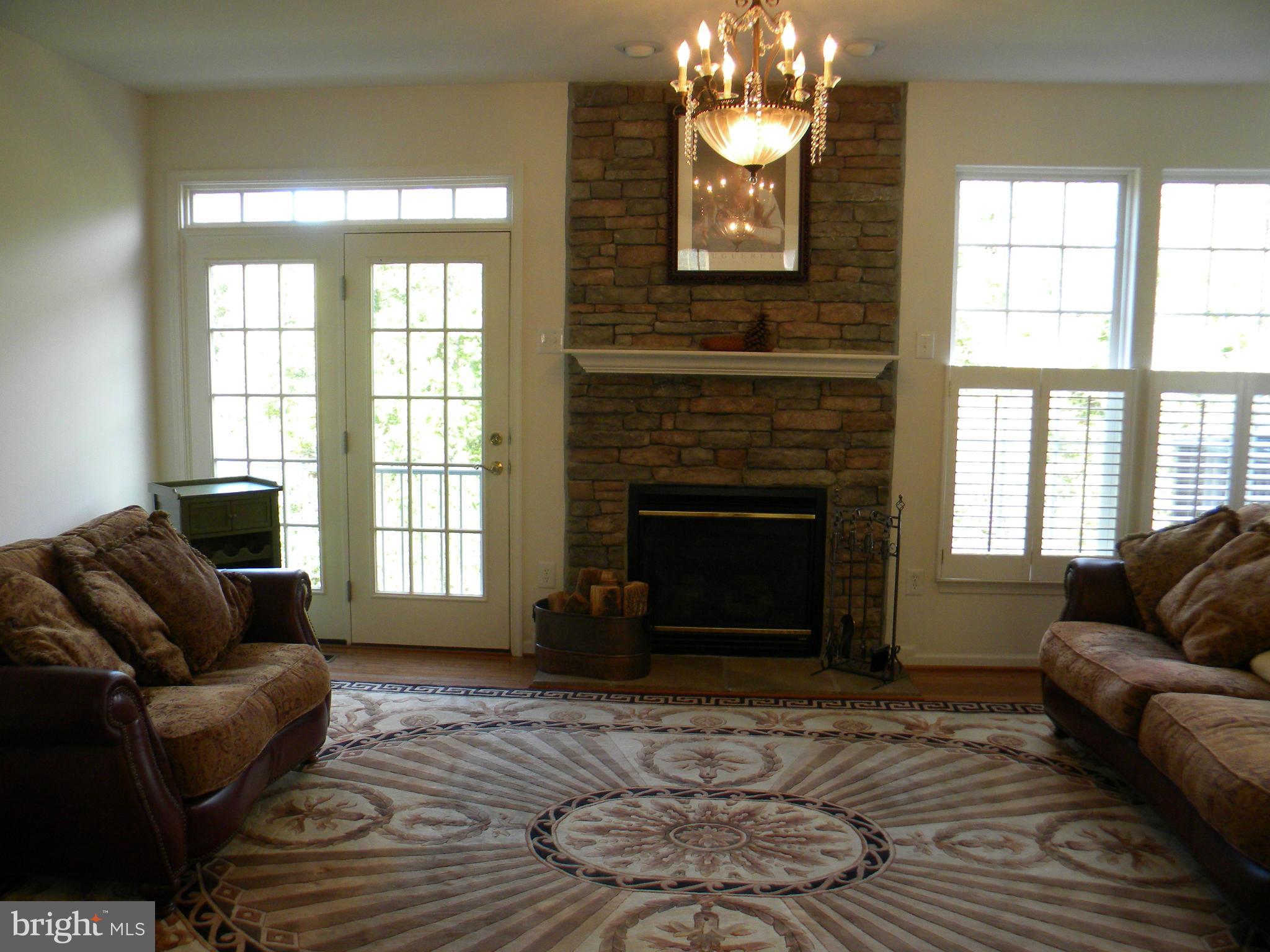 PINEY ORCHARD - Residential