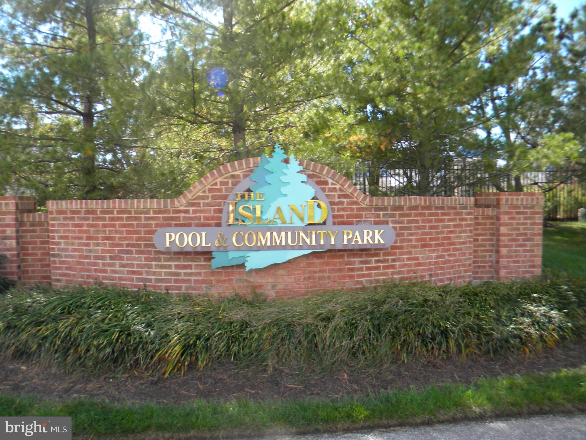 PINEY ORCHARD - Residential