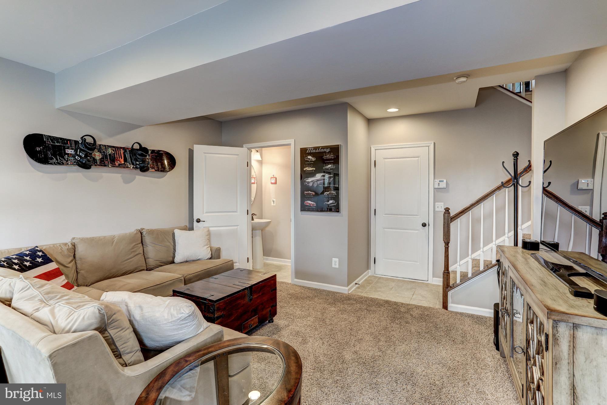 HEATHCOTE COMMONS - Residential Lease