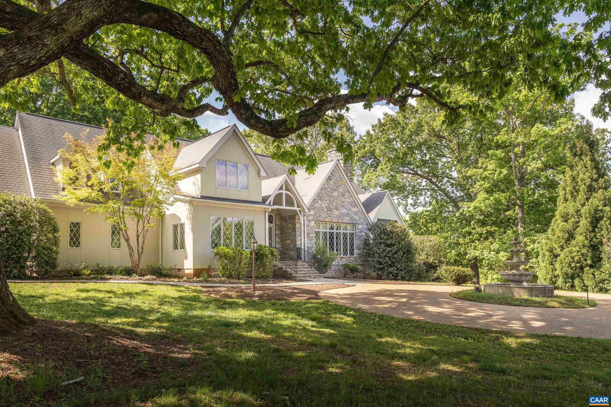 2121 GARTH RD