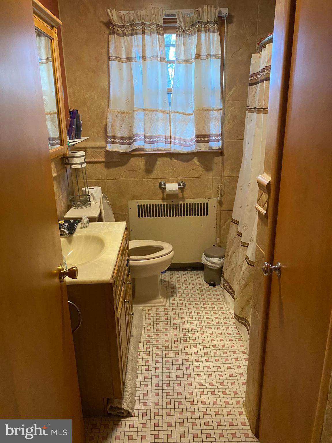 WINDSOR  MILL - Residential