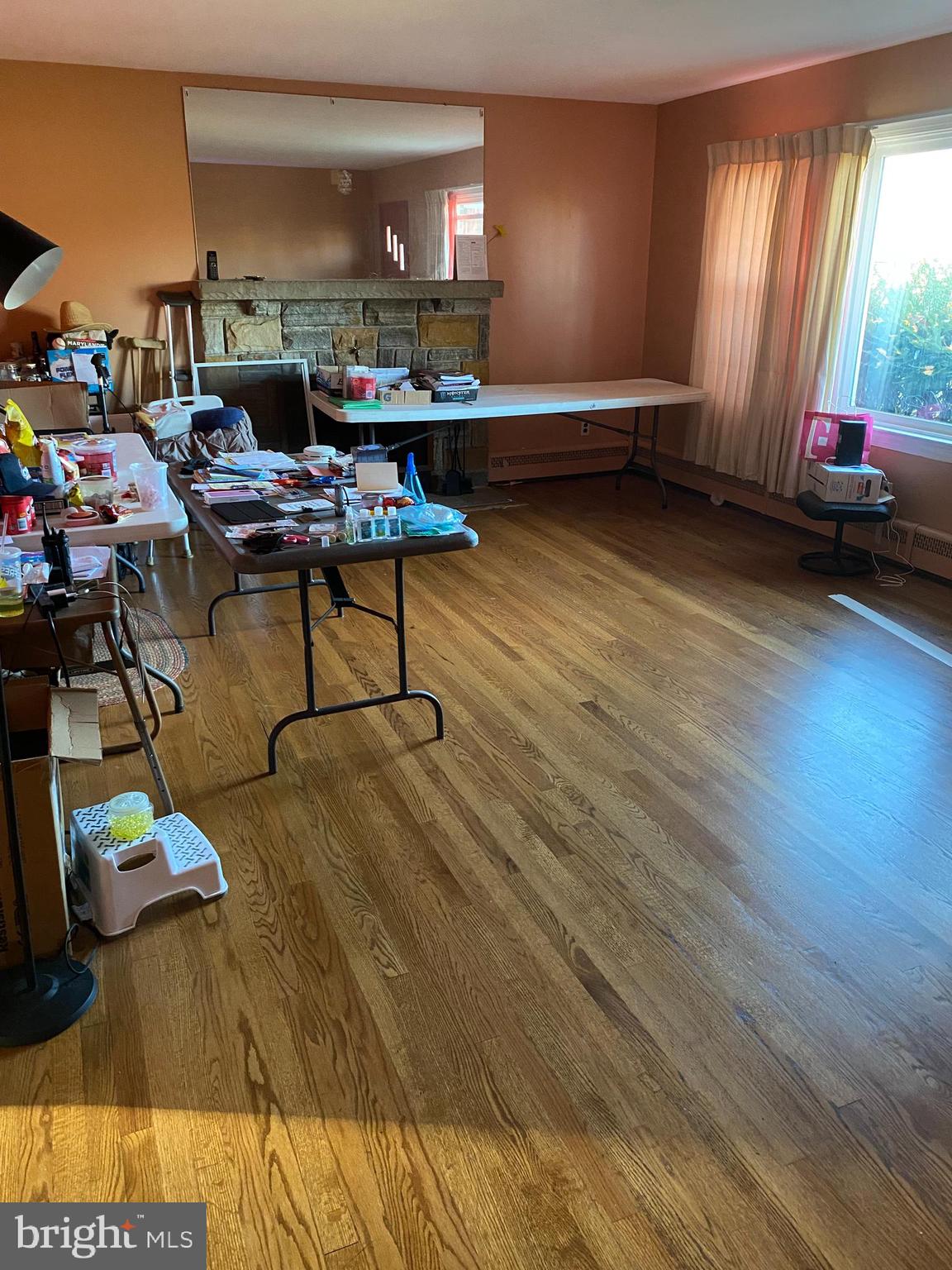 WINDSOR  MILL - Residential