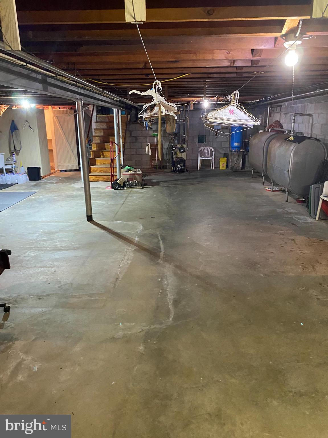 WINDSOR  MILL - Residential