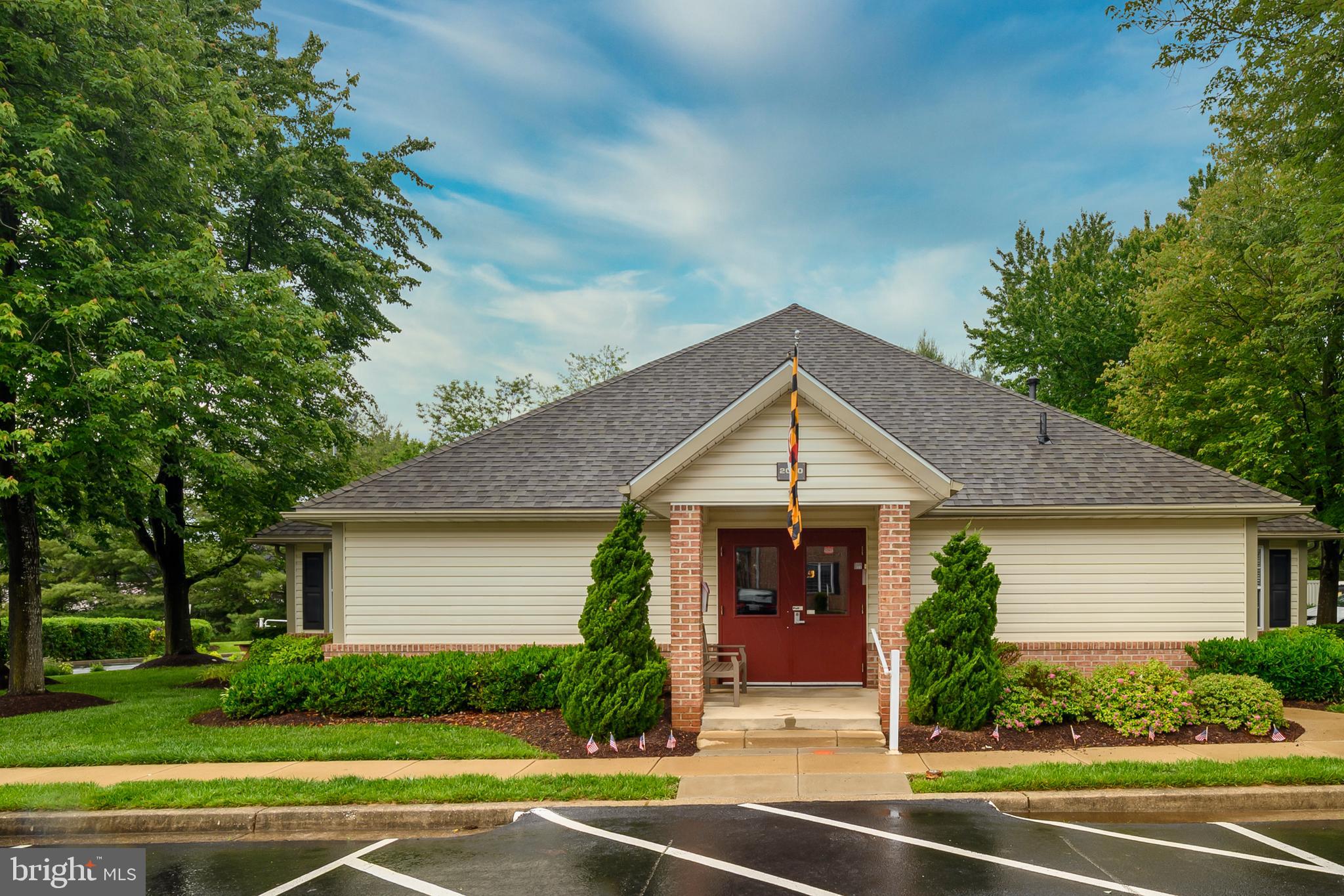 WINIFRED MANOR - Residential