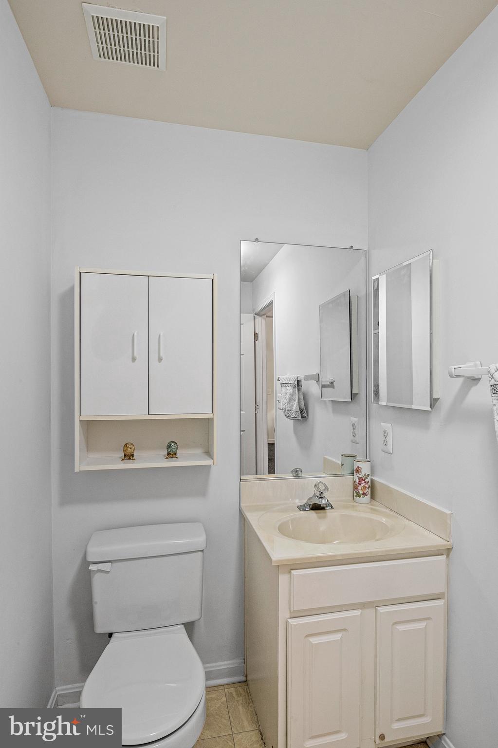 WINIFRED MANOR - Residential