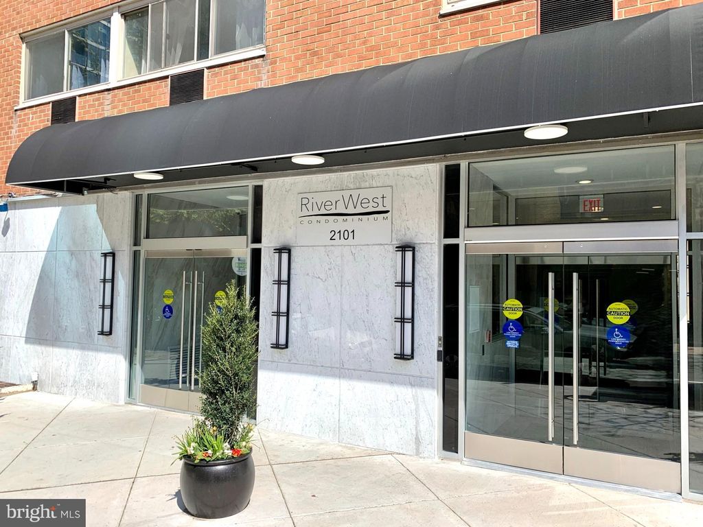 Photo of 2101 - 17 Chestnut Street #910, PHILADELPHIA, PA 19103 (MLS # PAPH2561142)