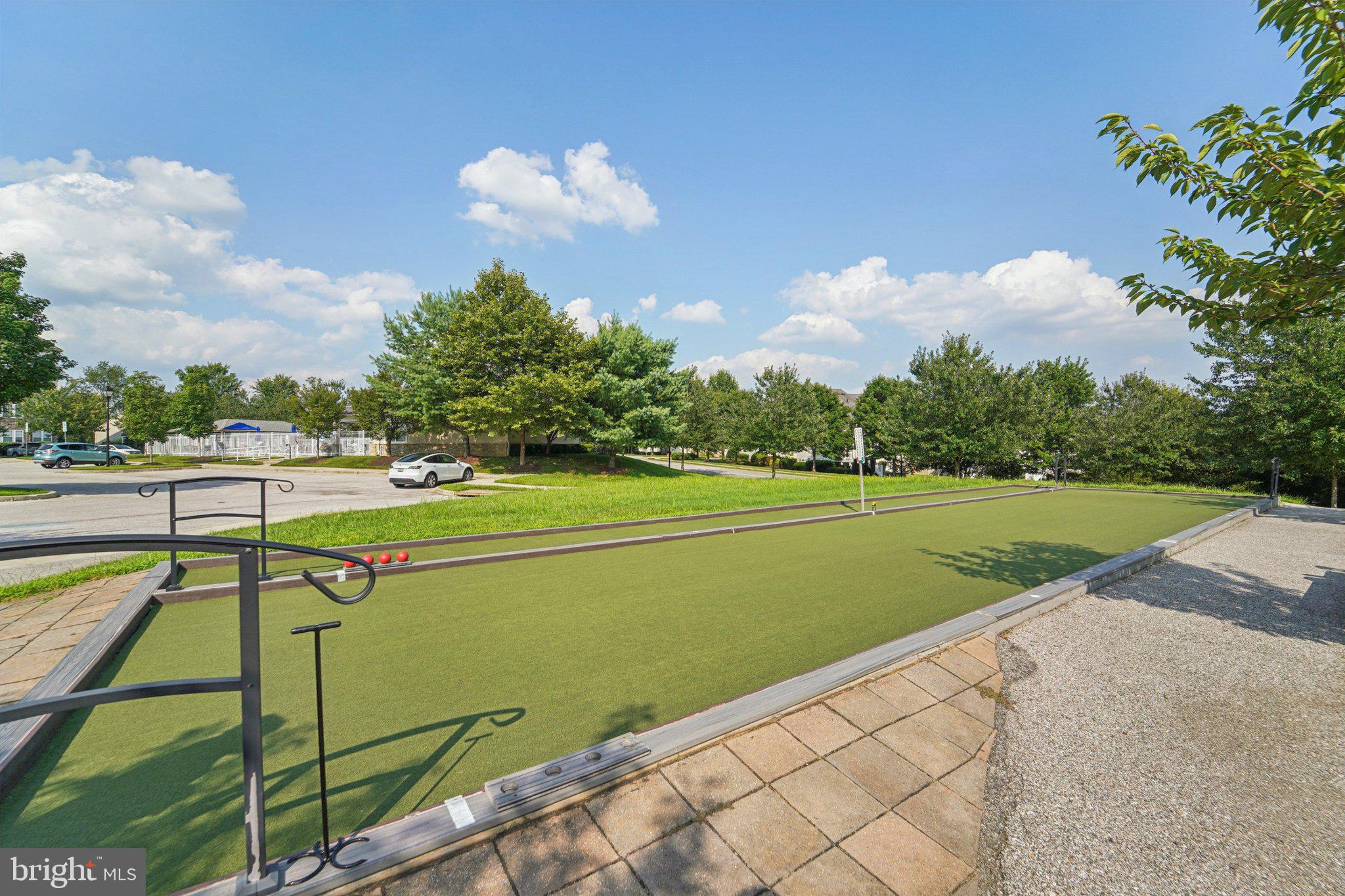 COURTYARDS AT WAVERLY WOODS EAST - Residential