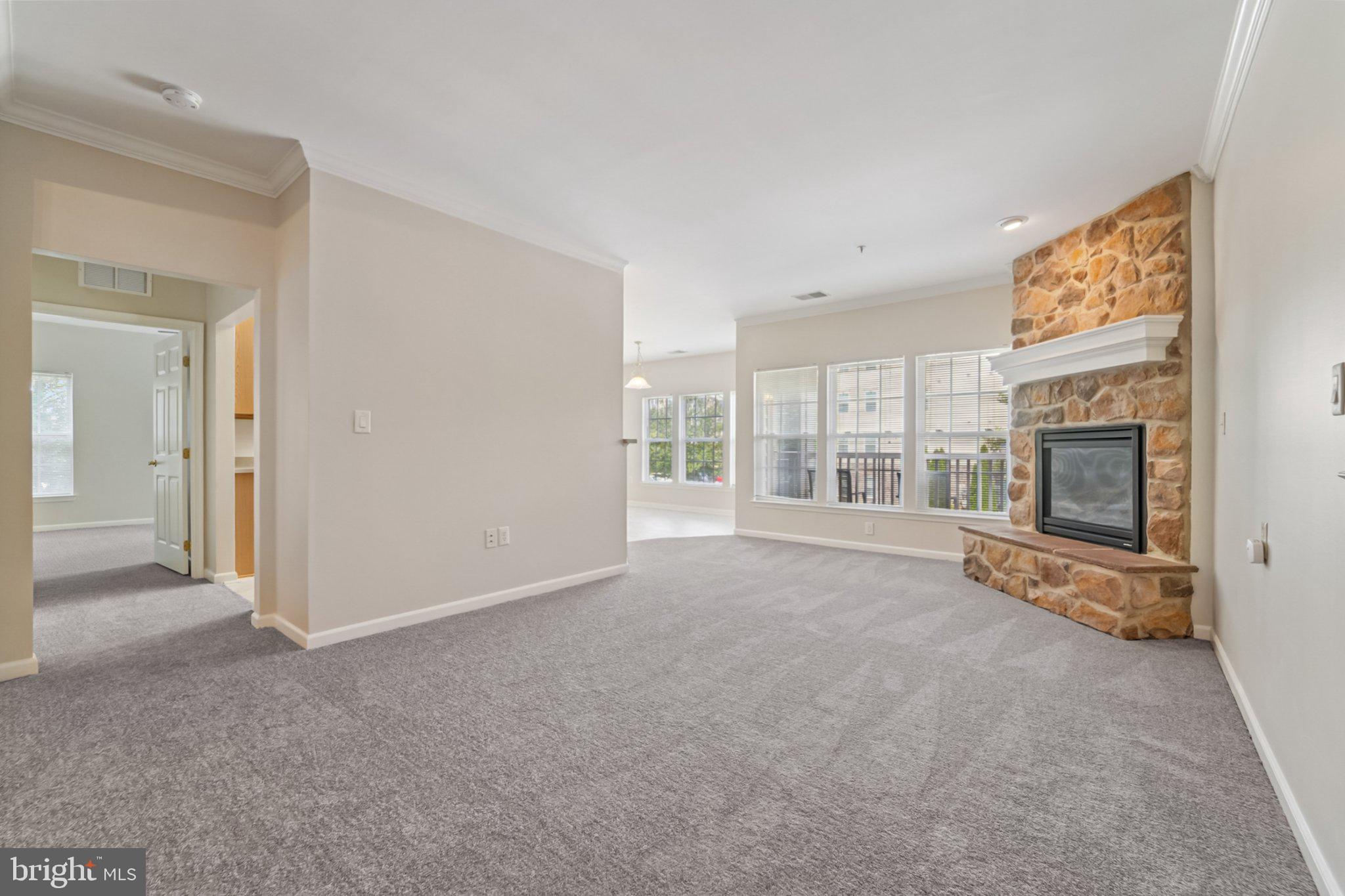 COURTYARDS AT WAVERLY WOODS EAST - Residential