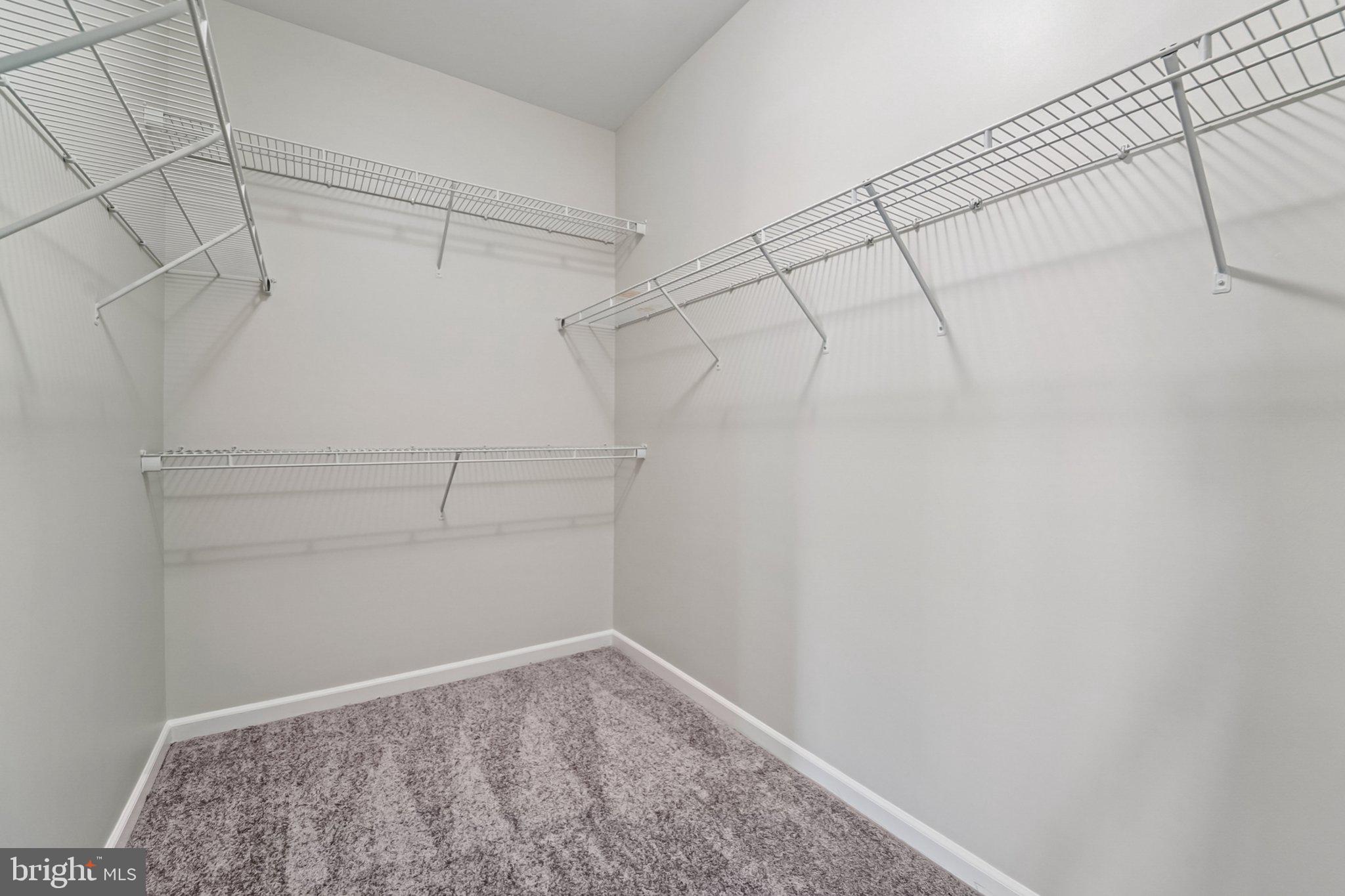 COURTYARDS AT WAVERLY WOODS EAST - Residential