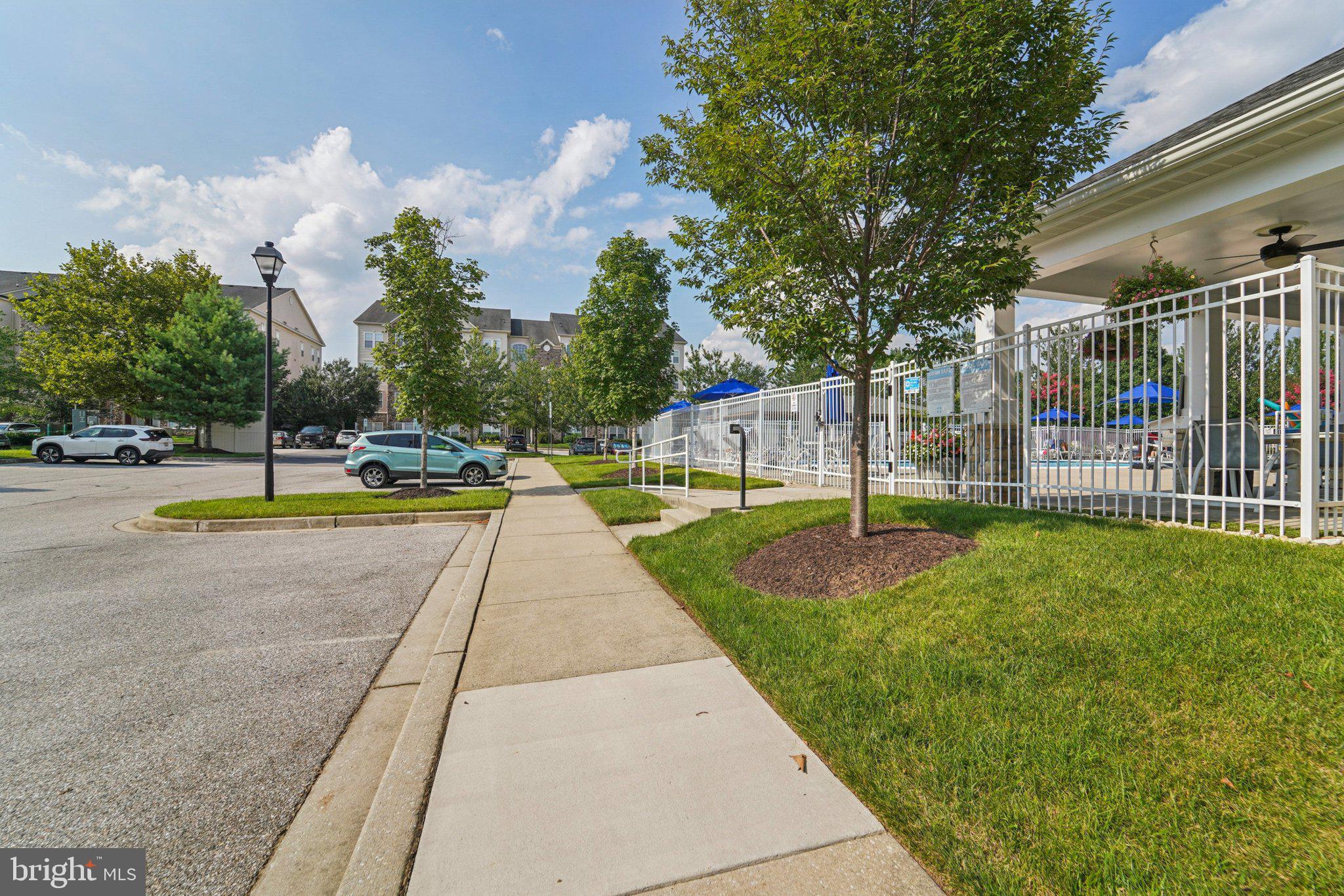 COURTYARDS AT WAVERLY WOODS EAST - Residential