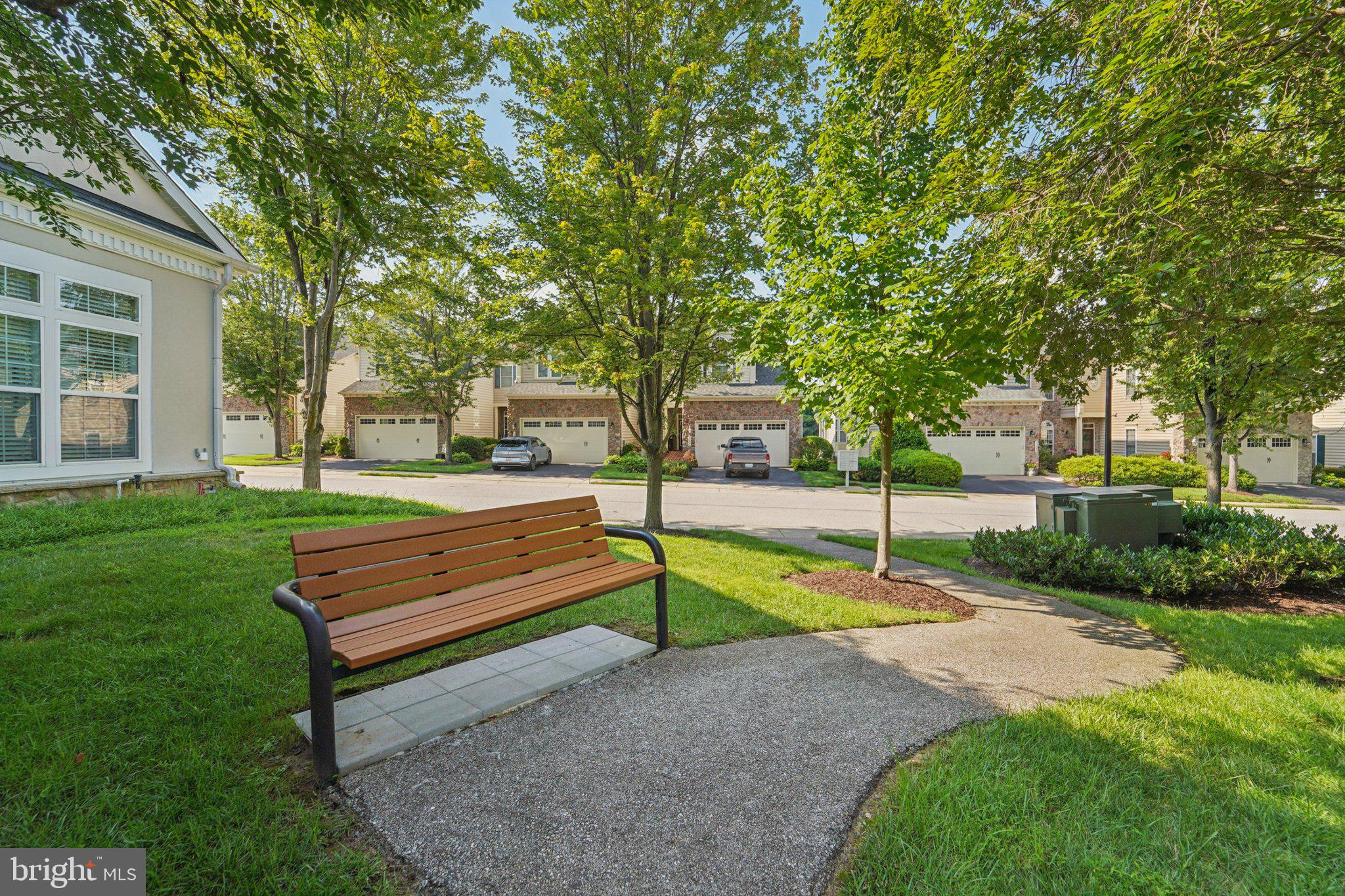 COURTYARDS AT WAVERLY WOODS EAST - Residential