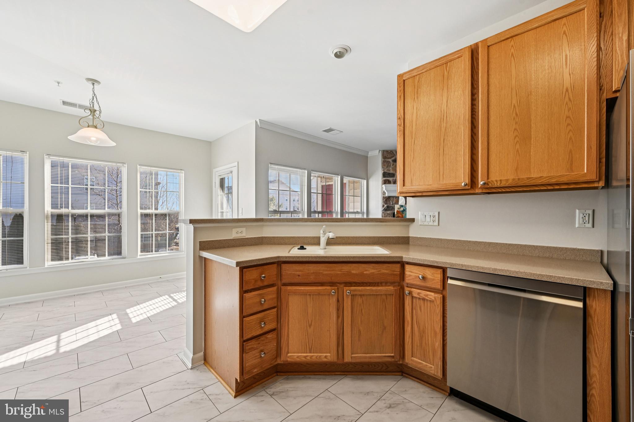 COURTYARDS AT WAVERLY WOODS EAST - Residential