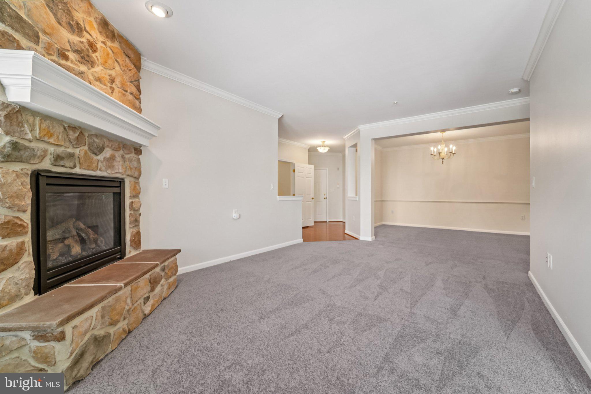 COURTYARDS AT WAVERLY WOODS EAST - Residential