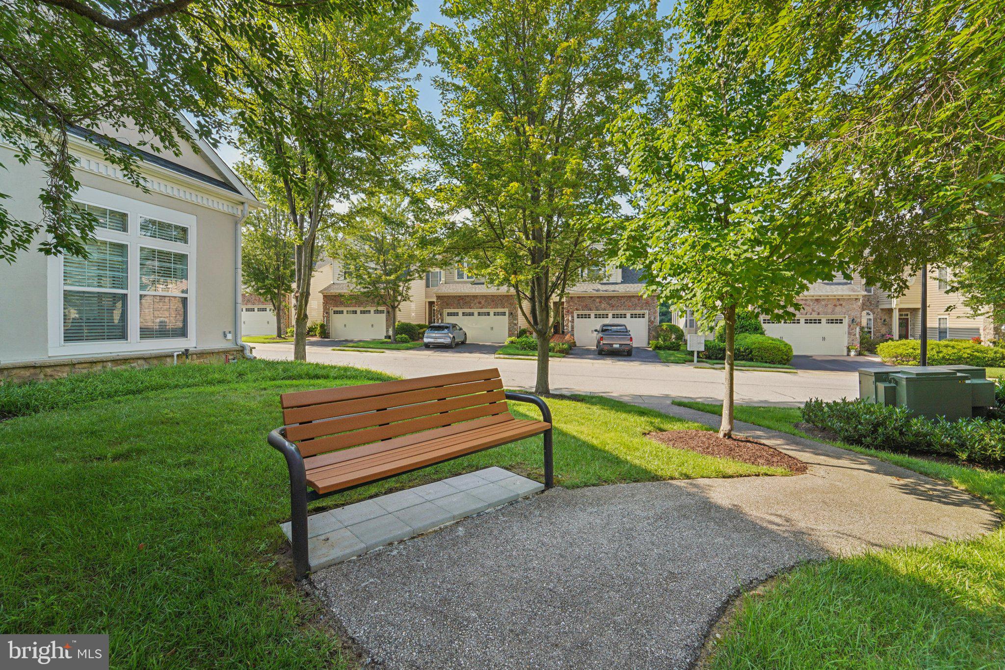 COURTYARDS AT WAVERLY WOODS EAST - Residential