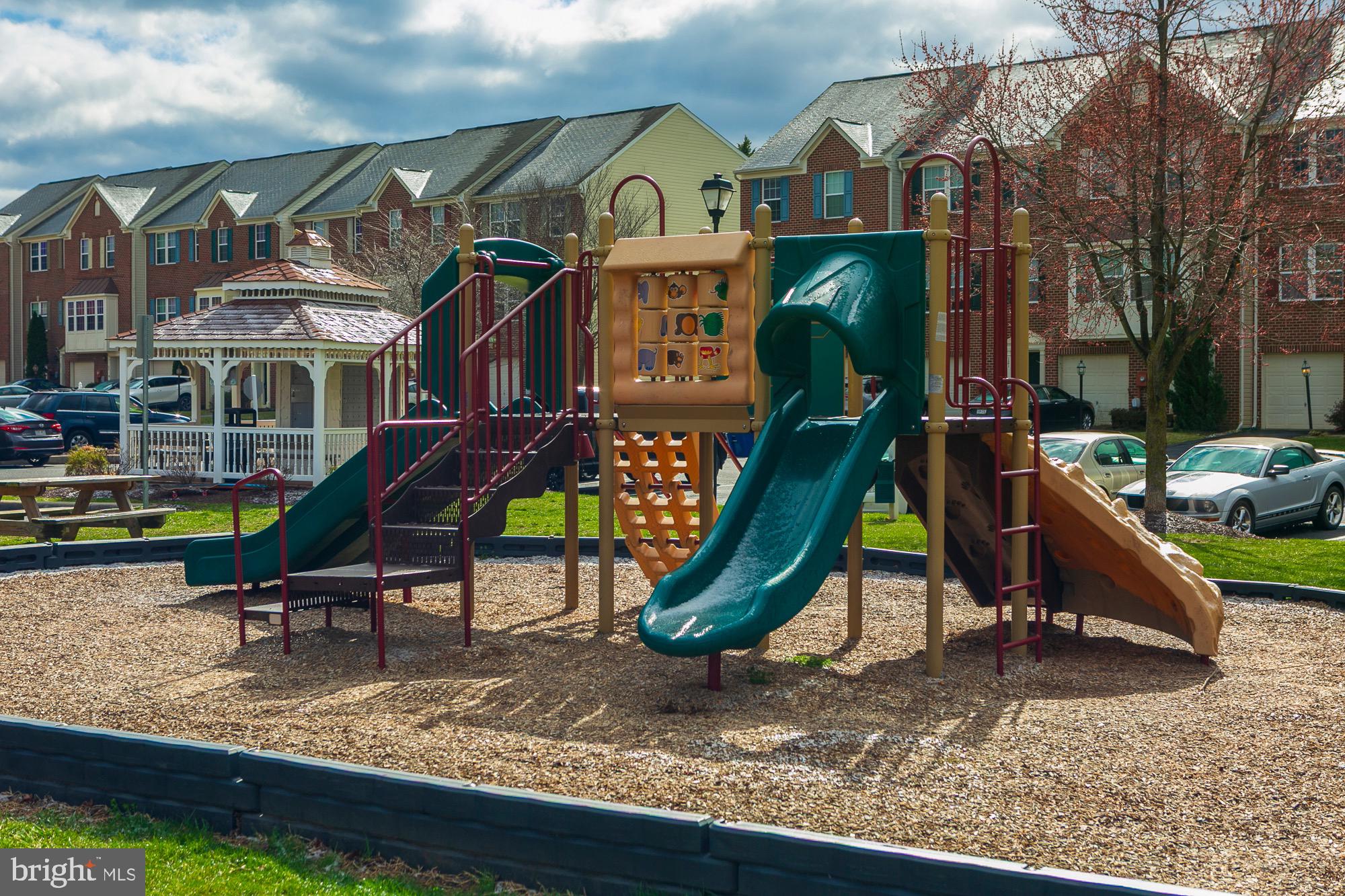 WINDMILL CROSSING - Residential