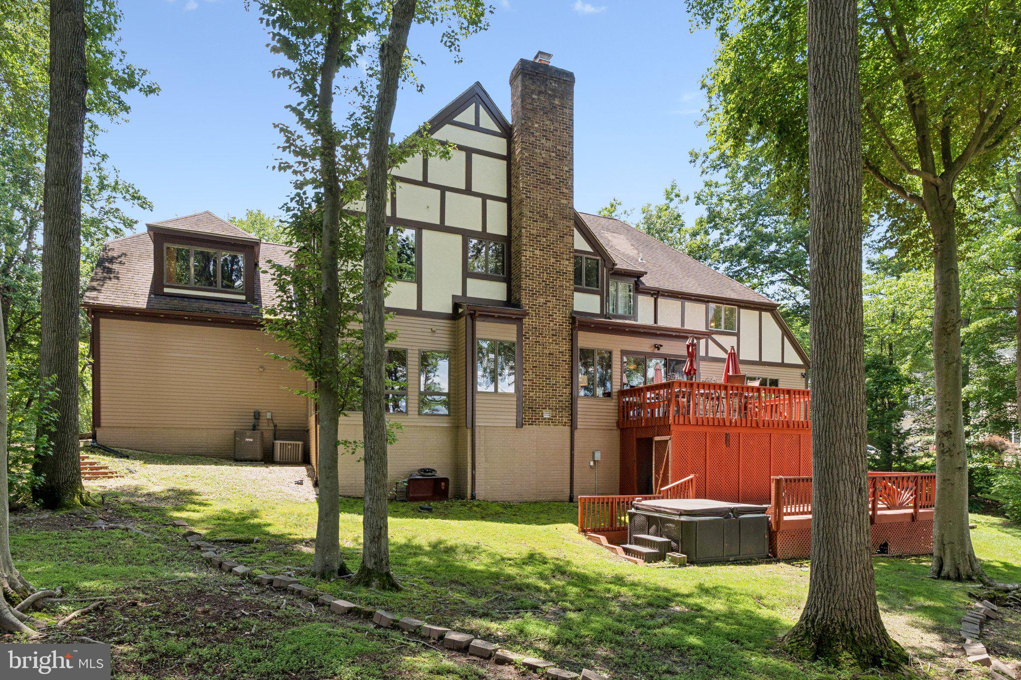BATTERSEA ON THE BAY - Residential