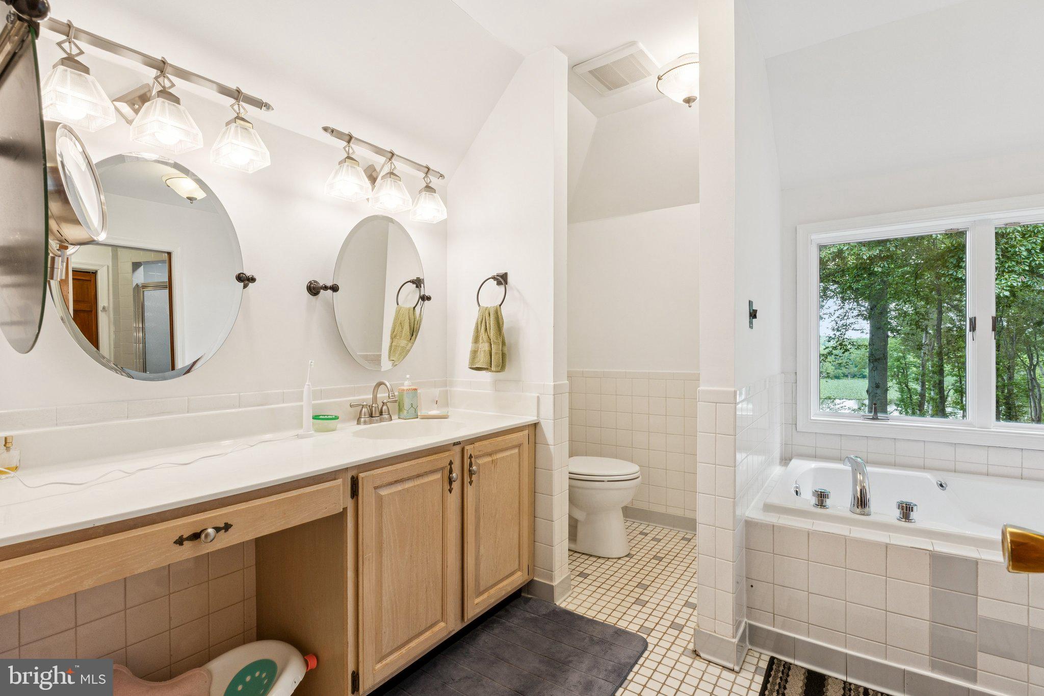 BATTERSEA ON THE BAY - Residential